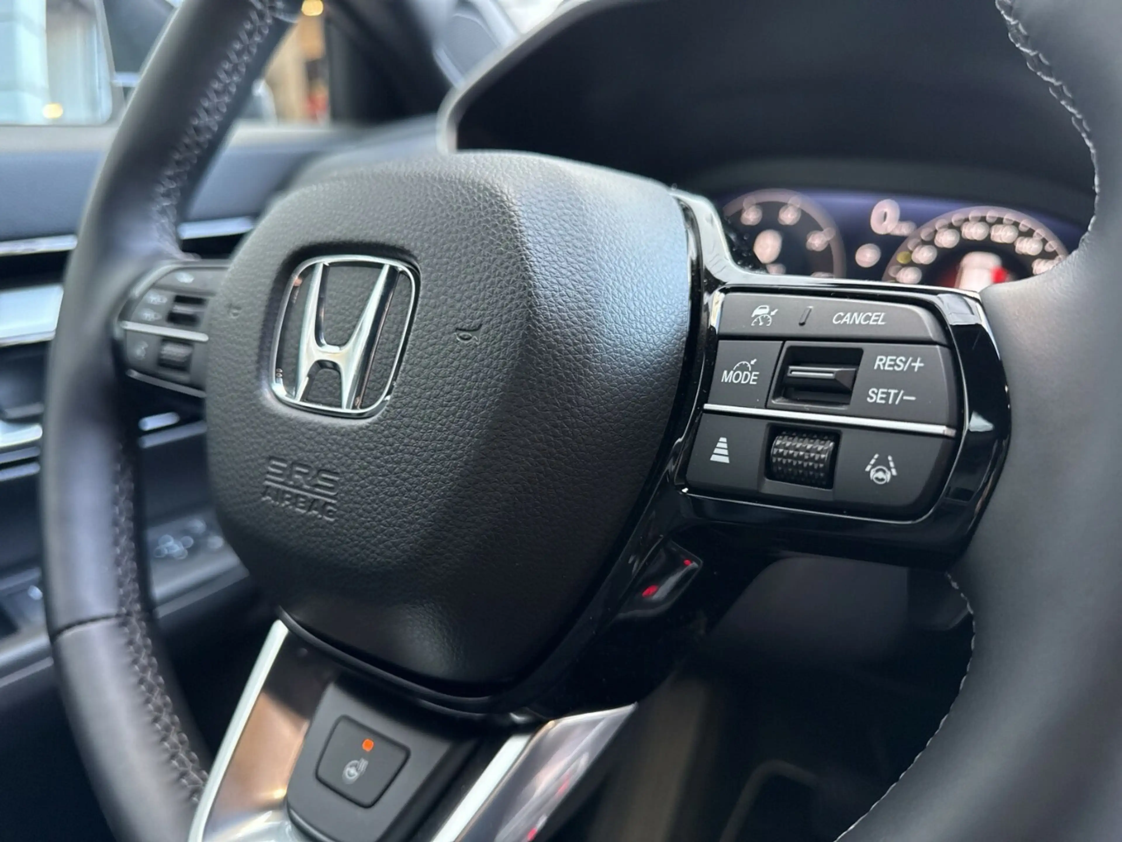 Honda CR-V e:HEV Elegance AWD — photo 14