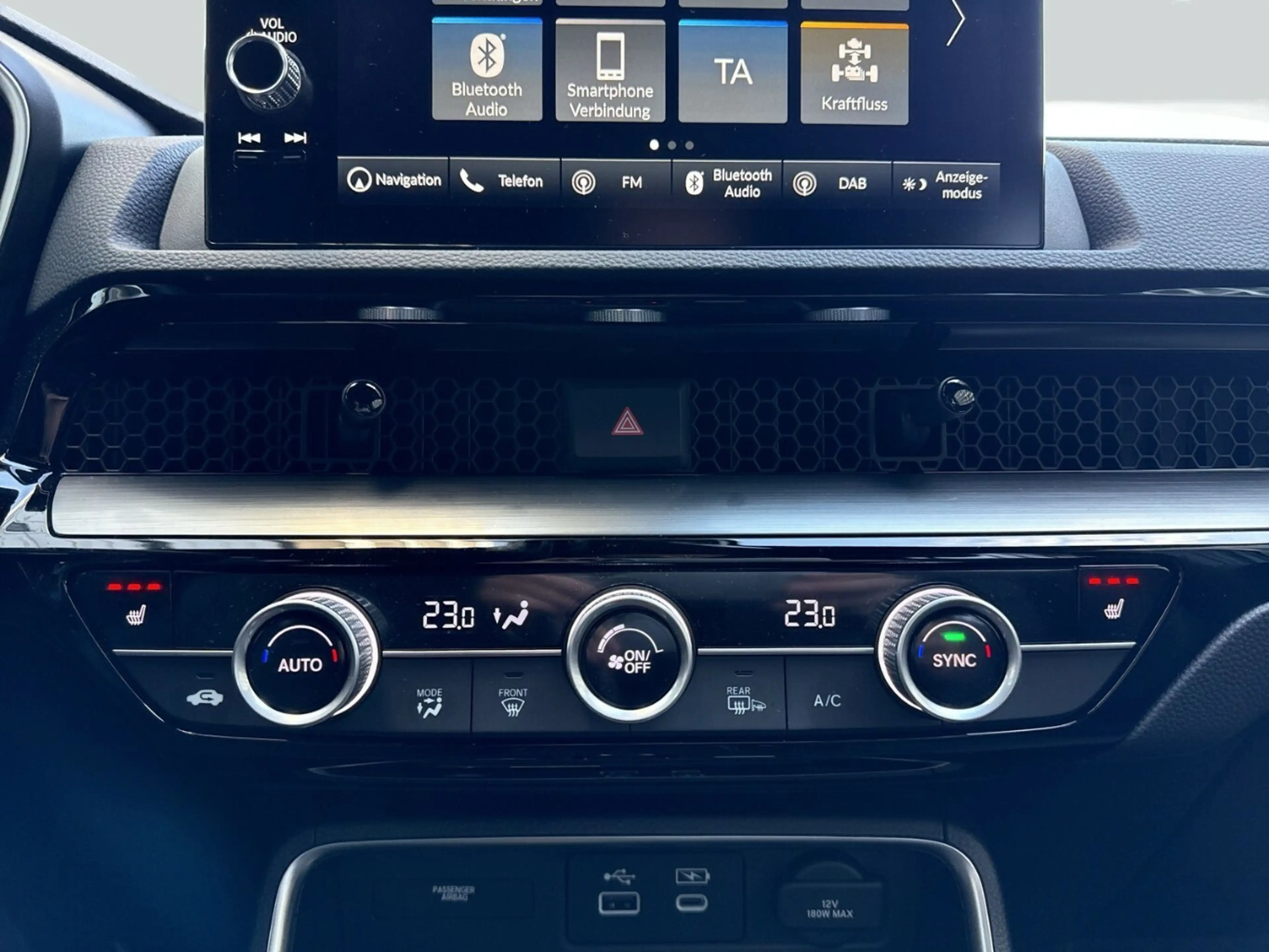 Honda CR-V e:HEV Elegance AWD — photo 6