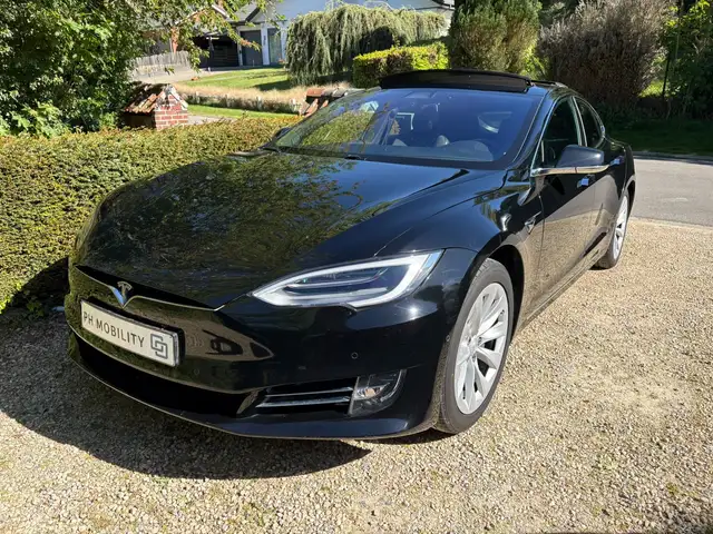 Tesla Model S Model S 75 kWh Dual Motor*4X4* 2X193kW*TOIT OUVRANT*AUTOPILOT Amélioré et CCS inclus*