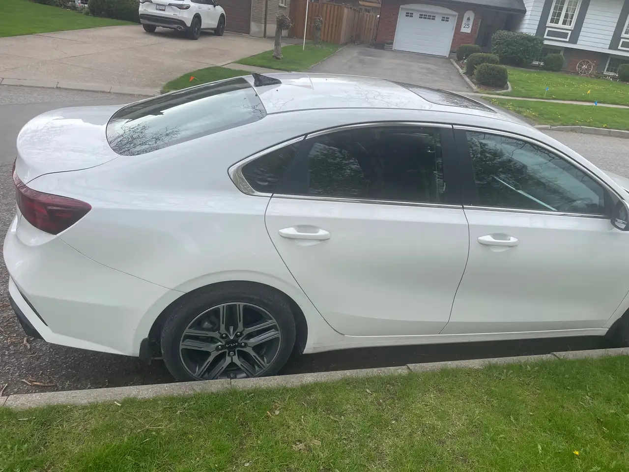 Kia Forte снимка Kia Forte