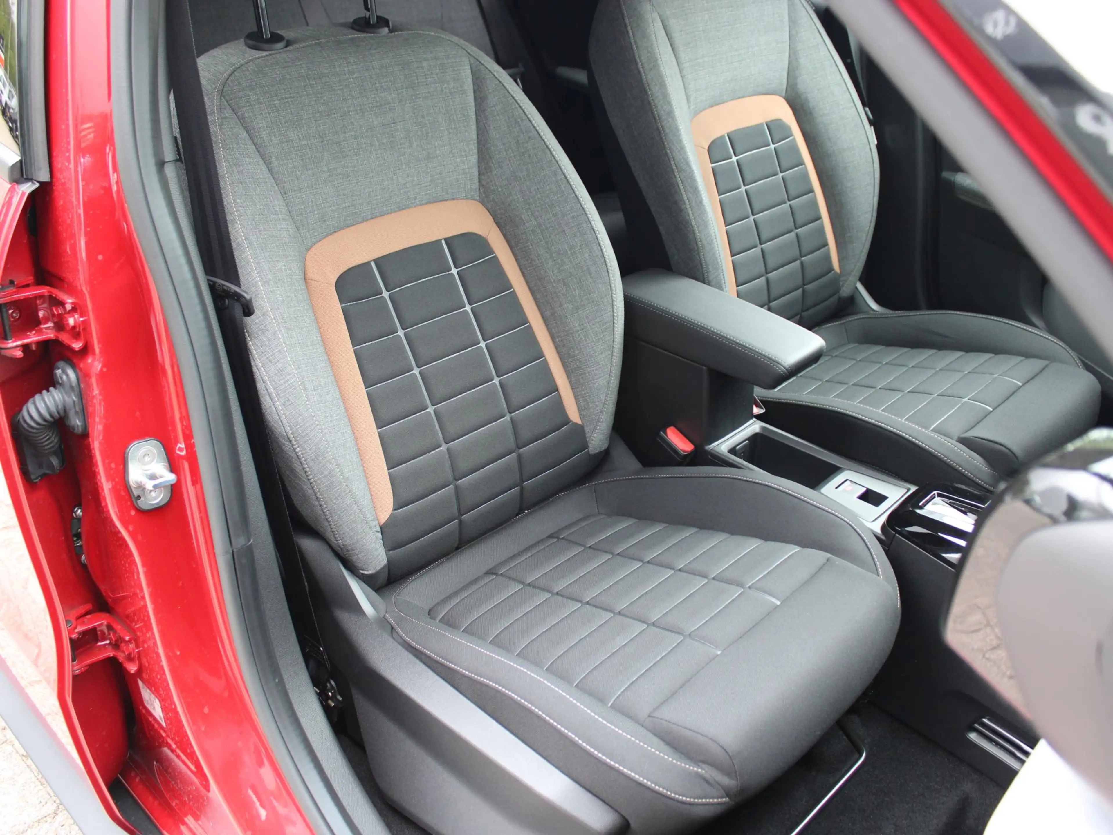 Citroen C3 Aircross Ë-C3 Plus 113pk Extended Range 54 kWh VOORRAAD KOR — photo 10