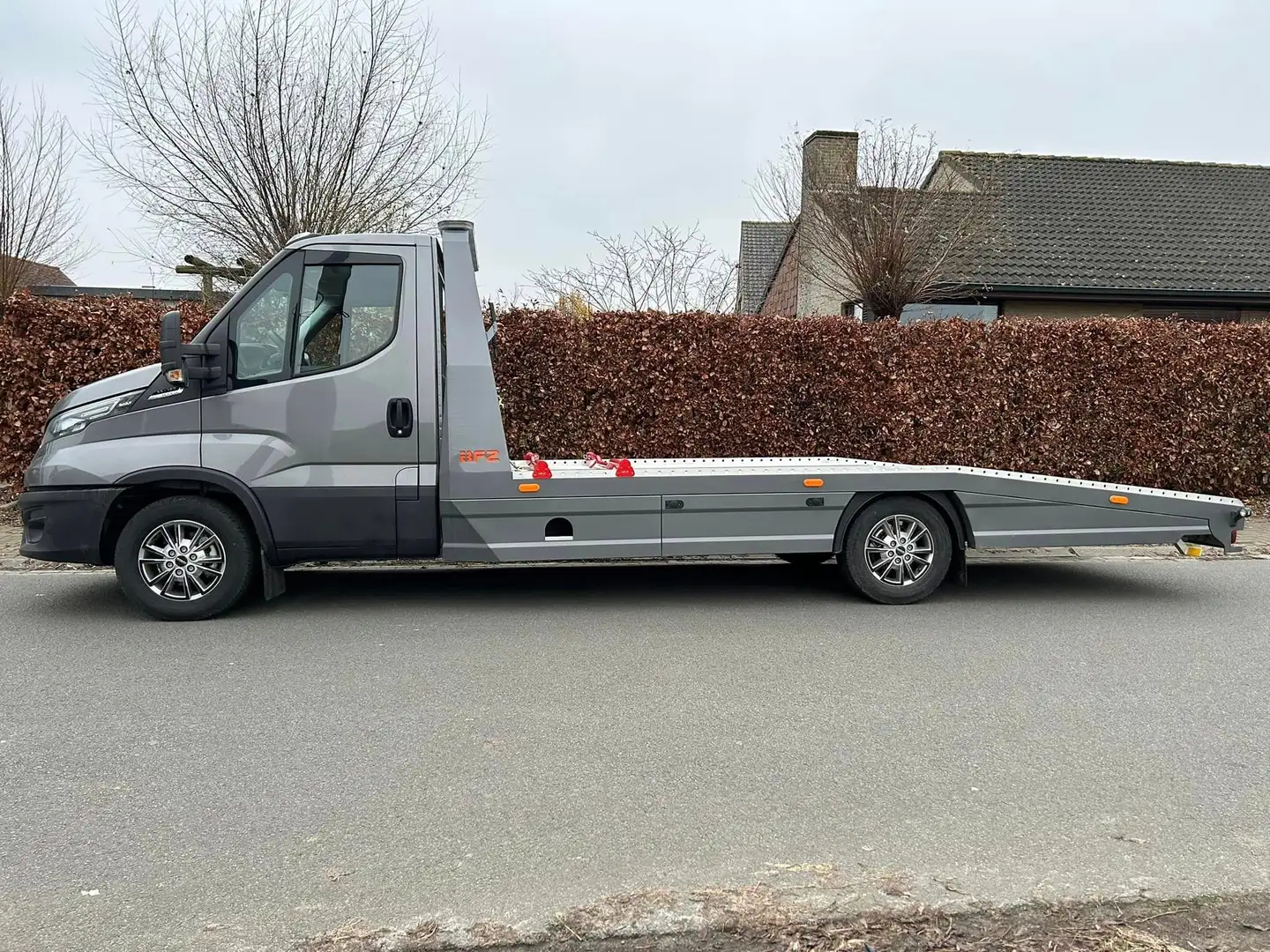 Iveco Daily 3.0 automaat - autotransporter - takelwagen Grau - 1