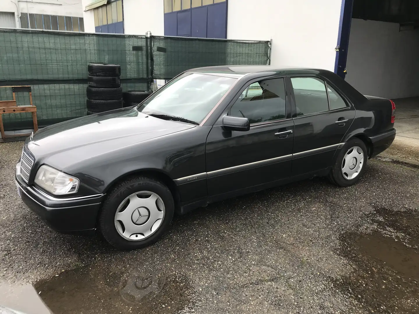 Mercedes-Benz C 180 Elegance - 1