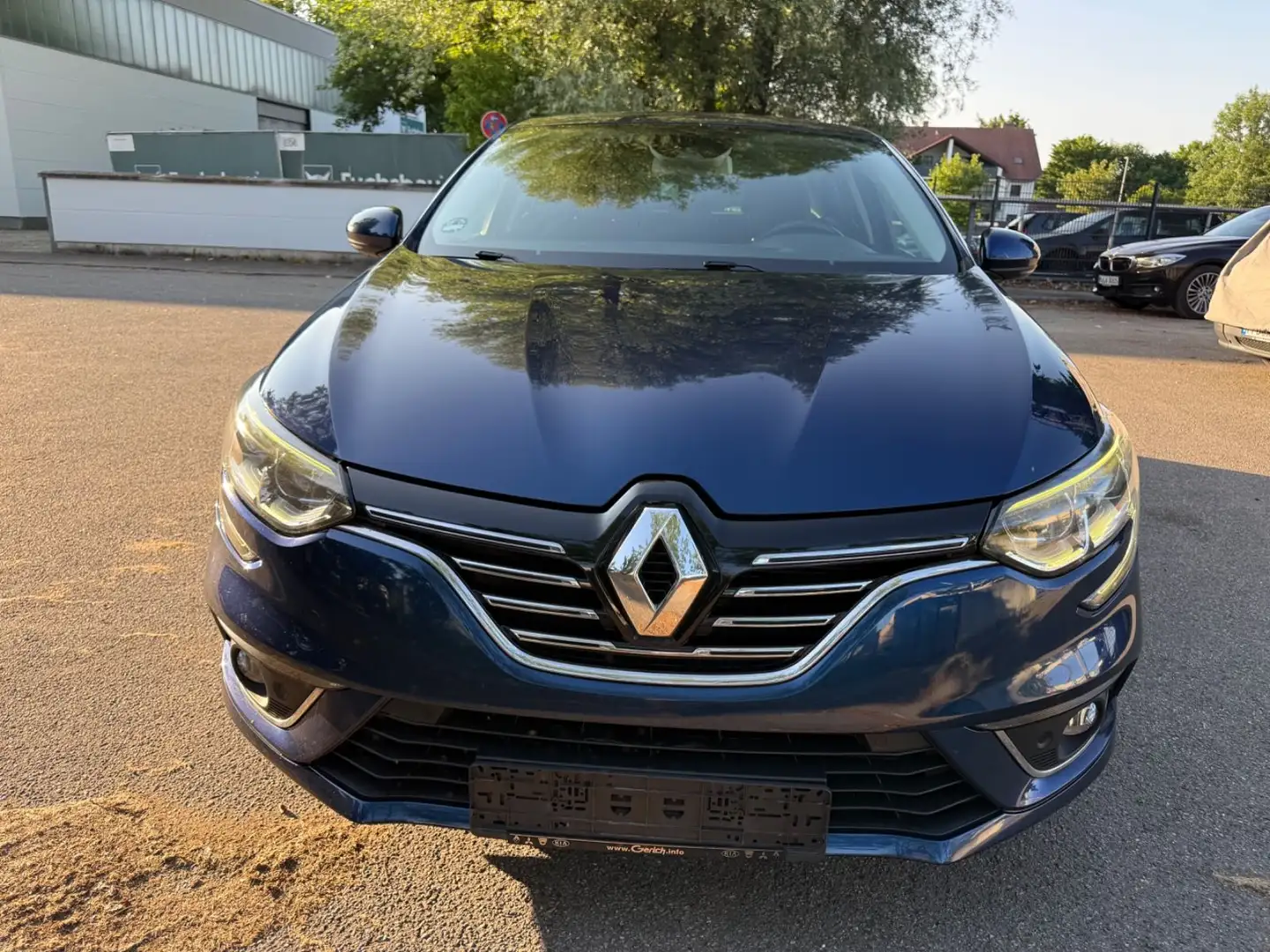 Renault Megane IV Lim. 5-trg. BOSE-Edition EURO 6 HU NEU Blau - 1