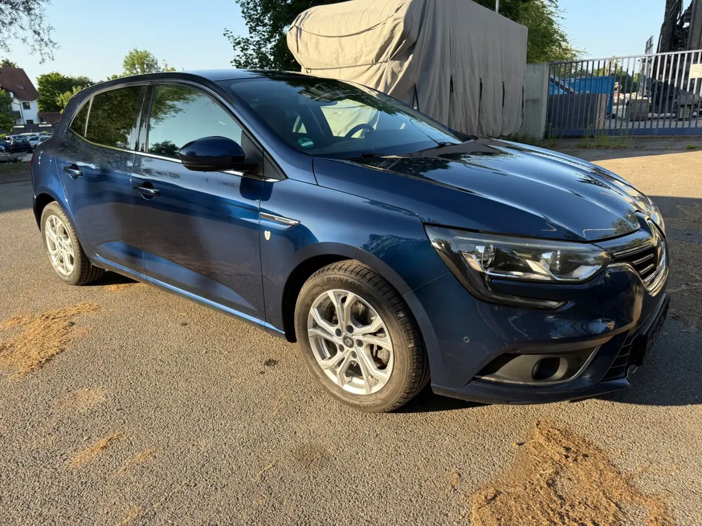 Renault Megane IV Lim. 5-trg. BOSE-Edition EURO 6 HU NEU Blau - 2