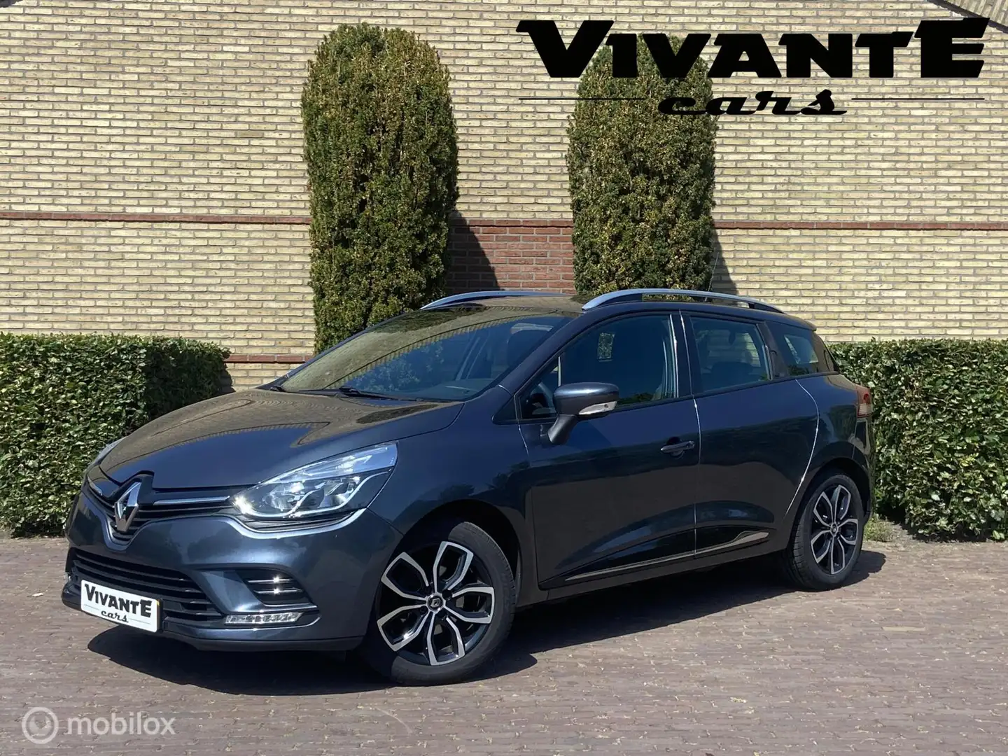 Renault Clio Estate 0.9 TCe Zen Nav*Trekhaak*Cruise*Airco Gris - 1