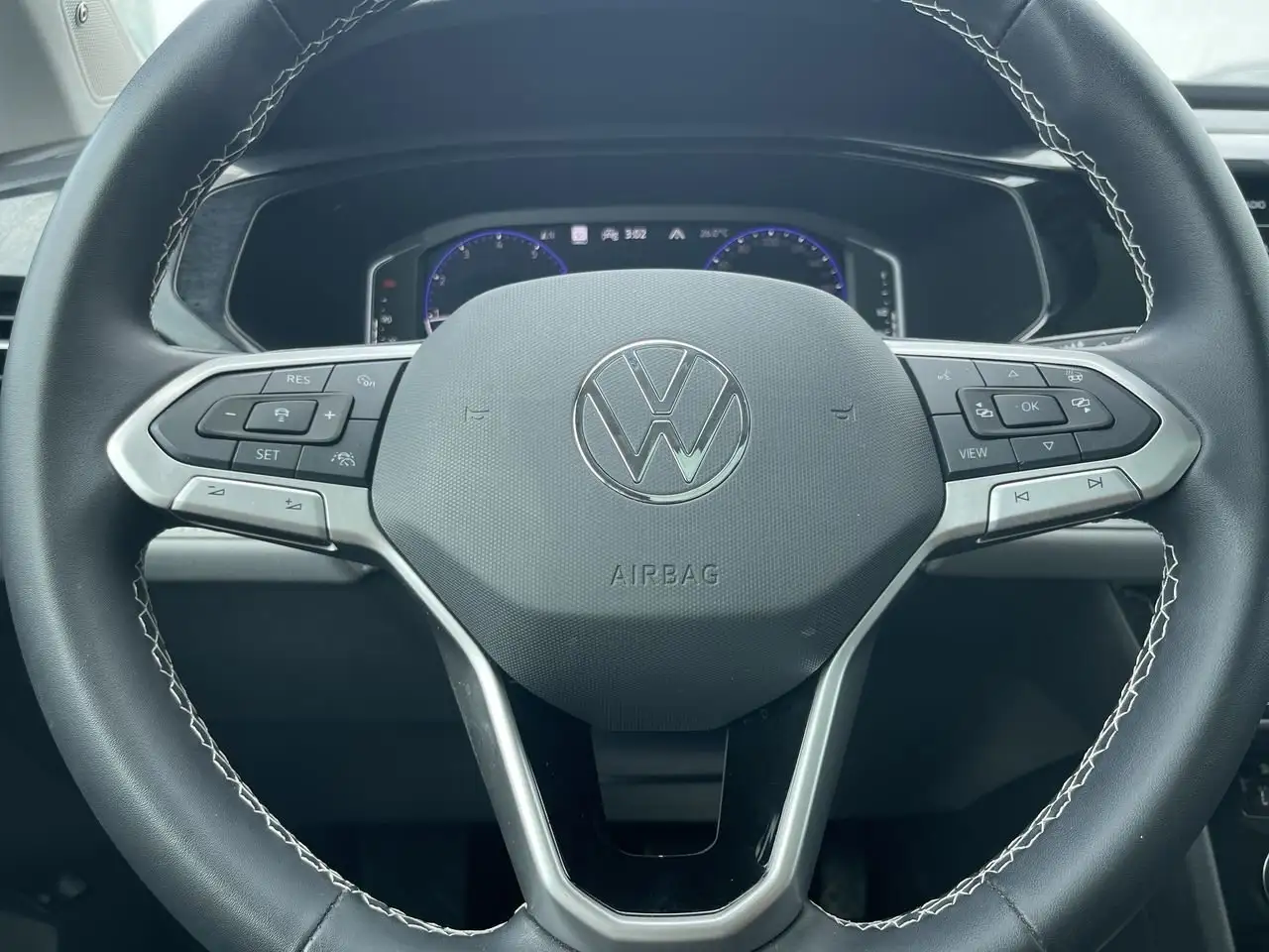Volkswagen Taos снимка Volkswagen Taos