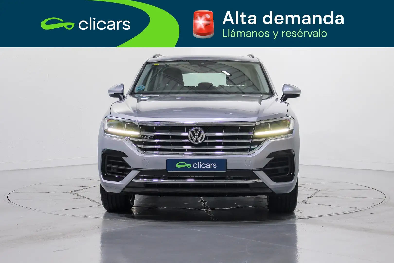 Volkswagen Touareg 3.0TDI V6 R-Line Tiptronic 4Motion 210kW Plateado - 2