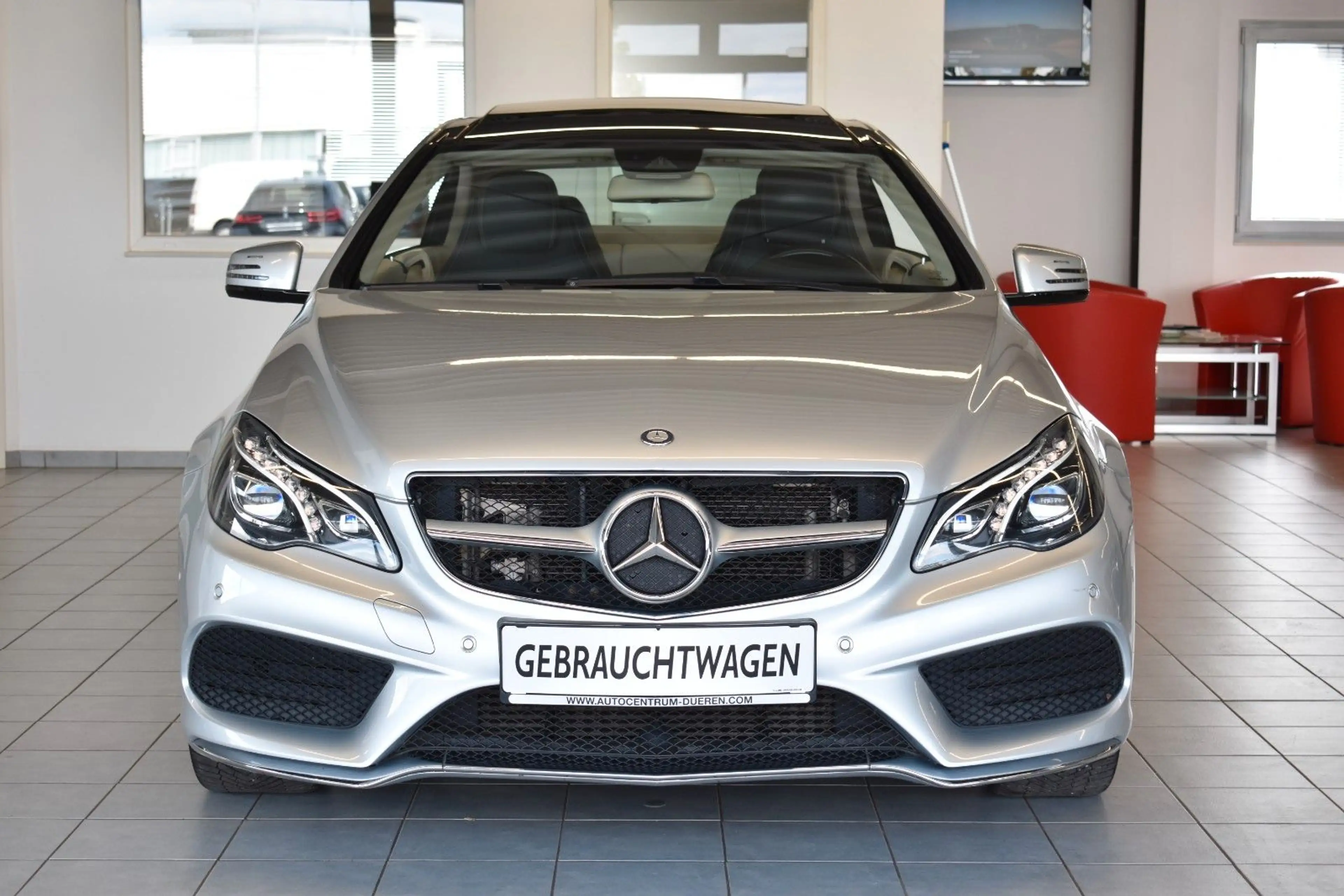 Mercedes-Benz E 350 Coupe/AMG/LED/PANO/SCHIEBEDACH/ — photo 2