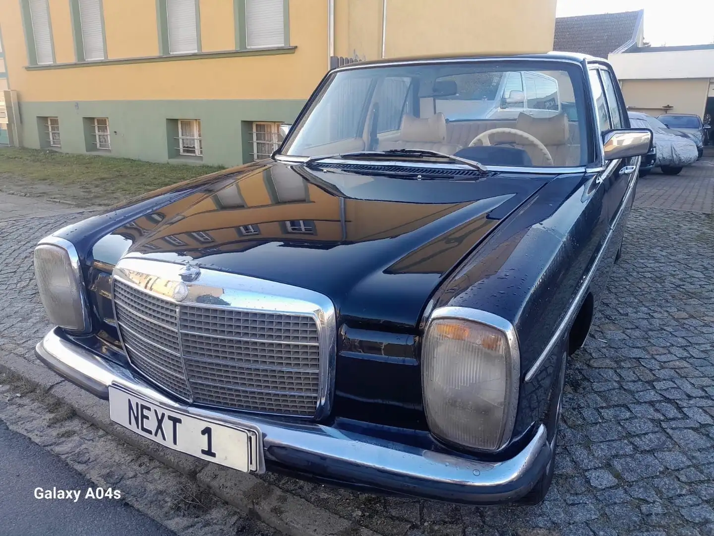 Mercedes-Benz 200 Strich /8 W114/115  Gang4 Leder  H-Zulassung Blau - 1