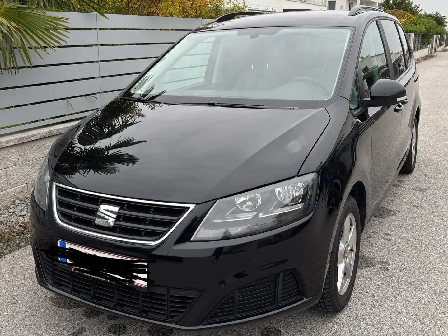 SEAT Alhambra Alhambra Business 2,0 TDI 127g Business Schwarz - 1