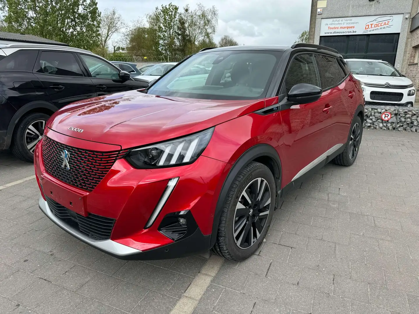 Peugeot e-2008 GT Red - 1