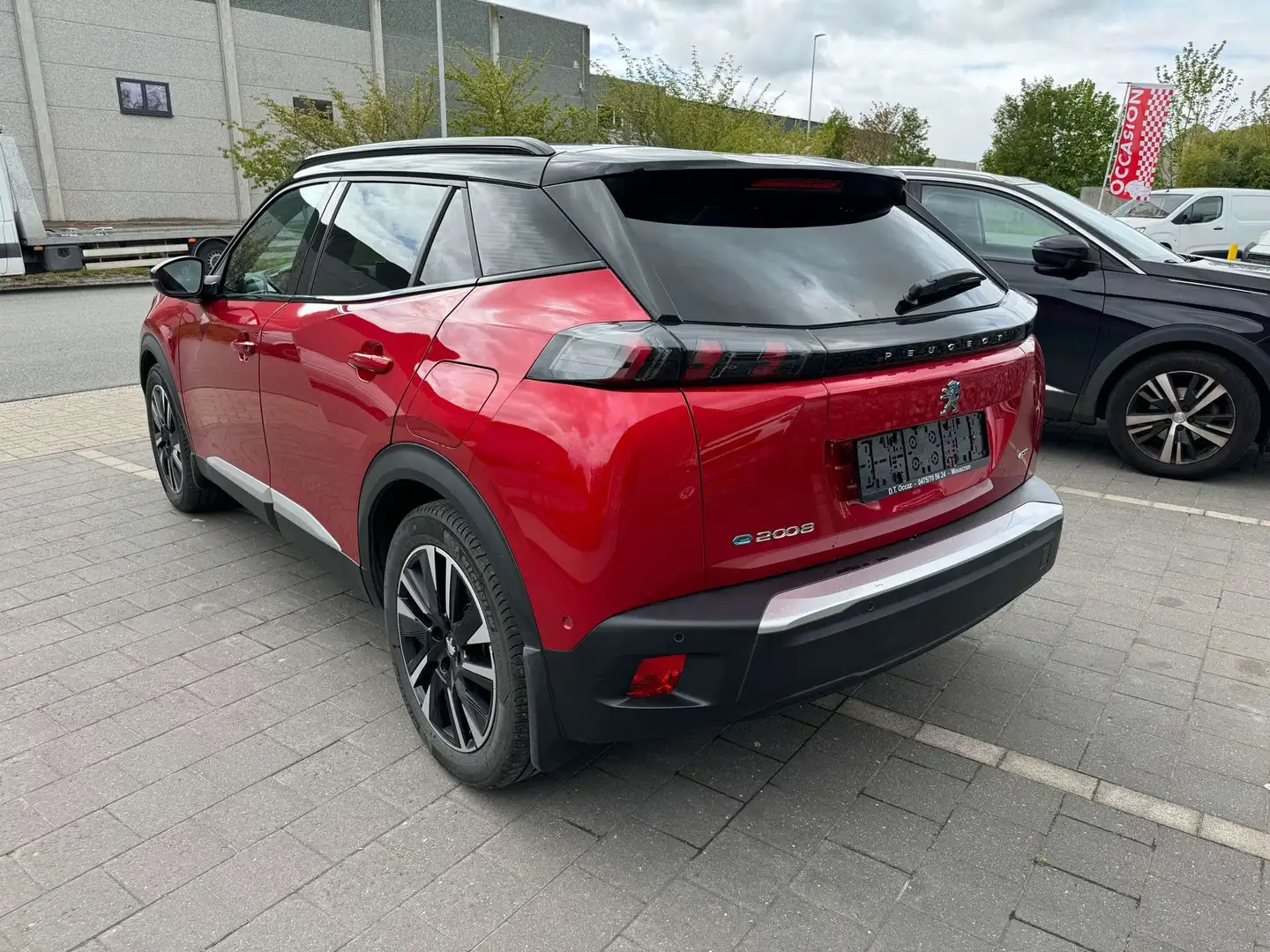 Peugeot e-2008 GT Red - 2