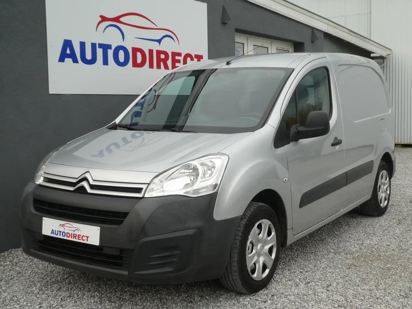 Citroen Berlingo 1.6 BlueHDi Utilitaire 3places Airco Argento - 1