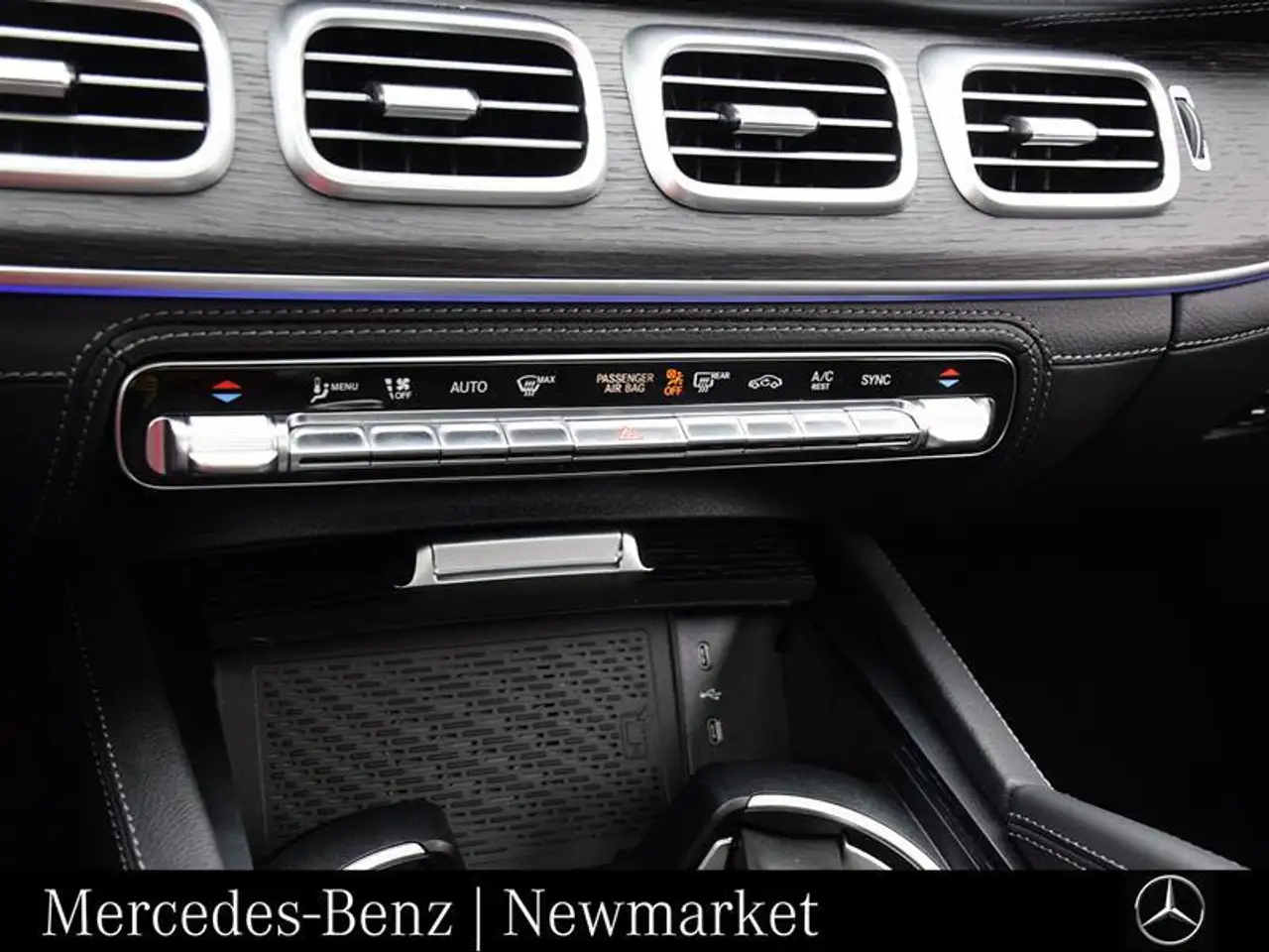 Mercedes-Benz GLE снимка Mercedes-Benz GLE
