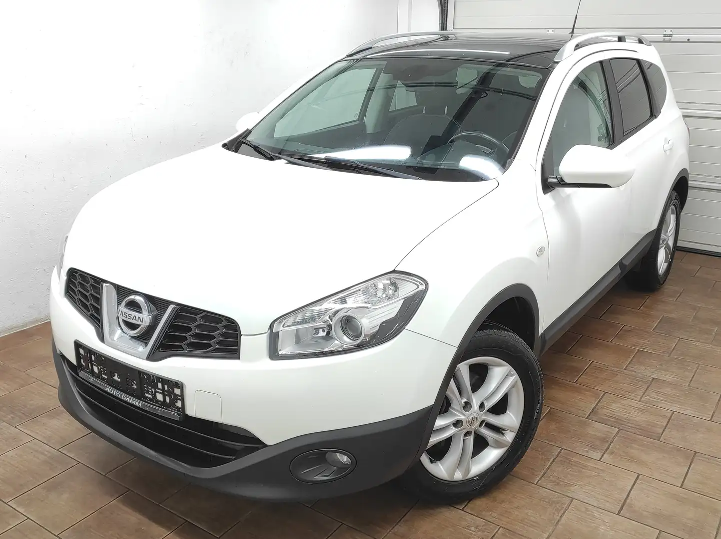 Nissan Qashqai+2 2.0 PANORA 7-SITZER AHK KLIMAA KAMERA NAVI TEMP BC Weiß - 2