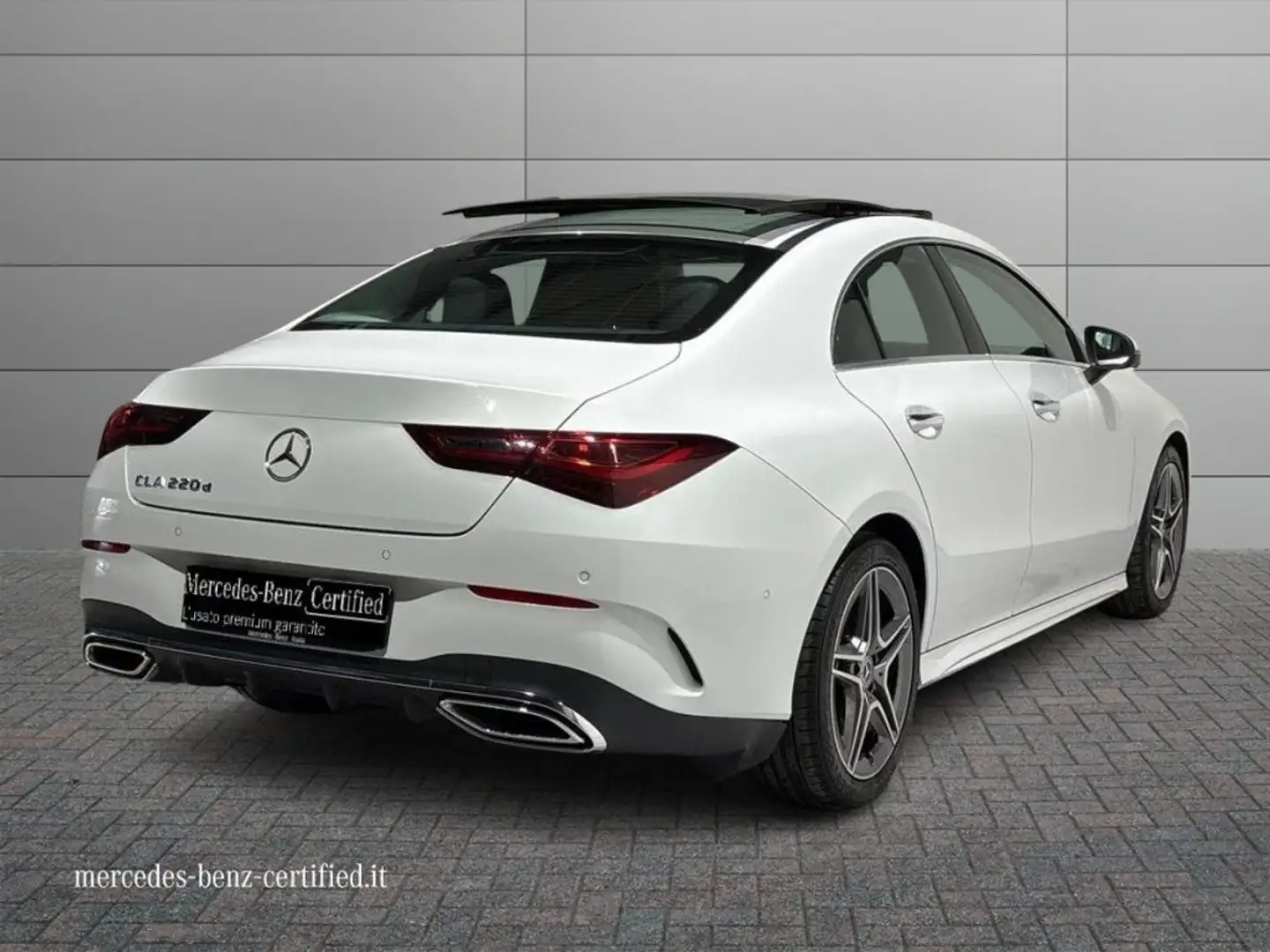 Mercedes-Benz CLA 220 d Automatic AMG Line Premium Plus Bianco - 2