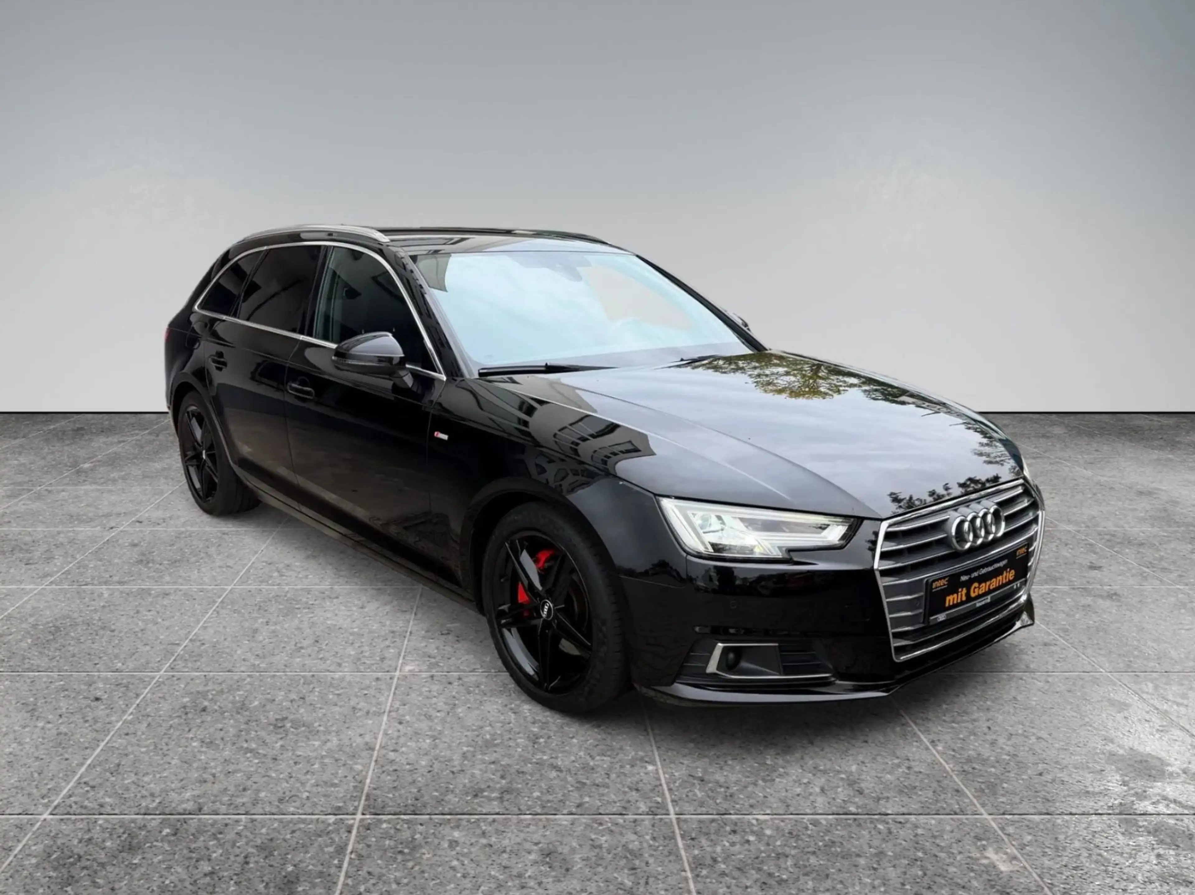 Audi A4 Avant sport S line — photo 3