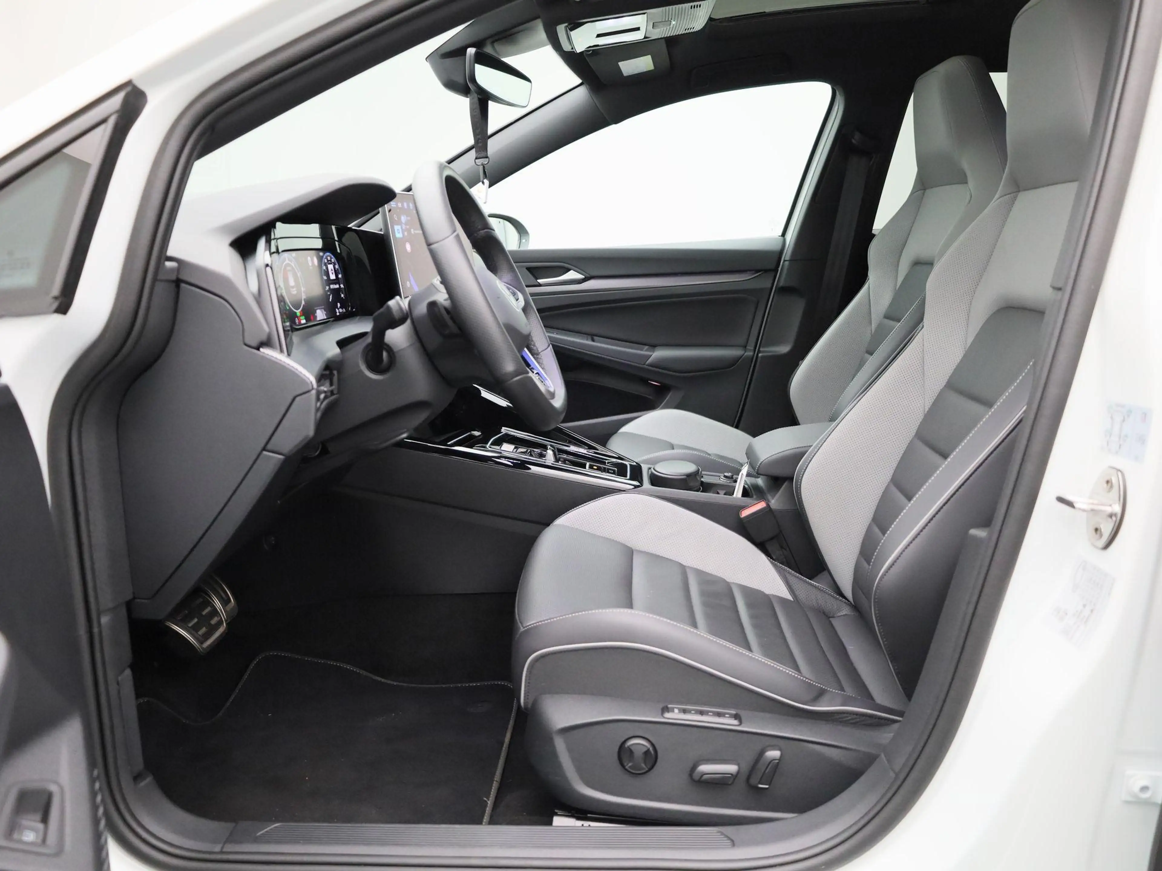 Volkswagen Golf GTE 1.5 eHybrid 272 PK SoH 100% | Automaat | Plug-In | — photo 11