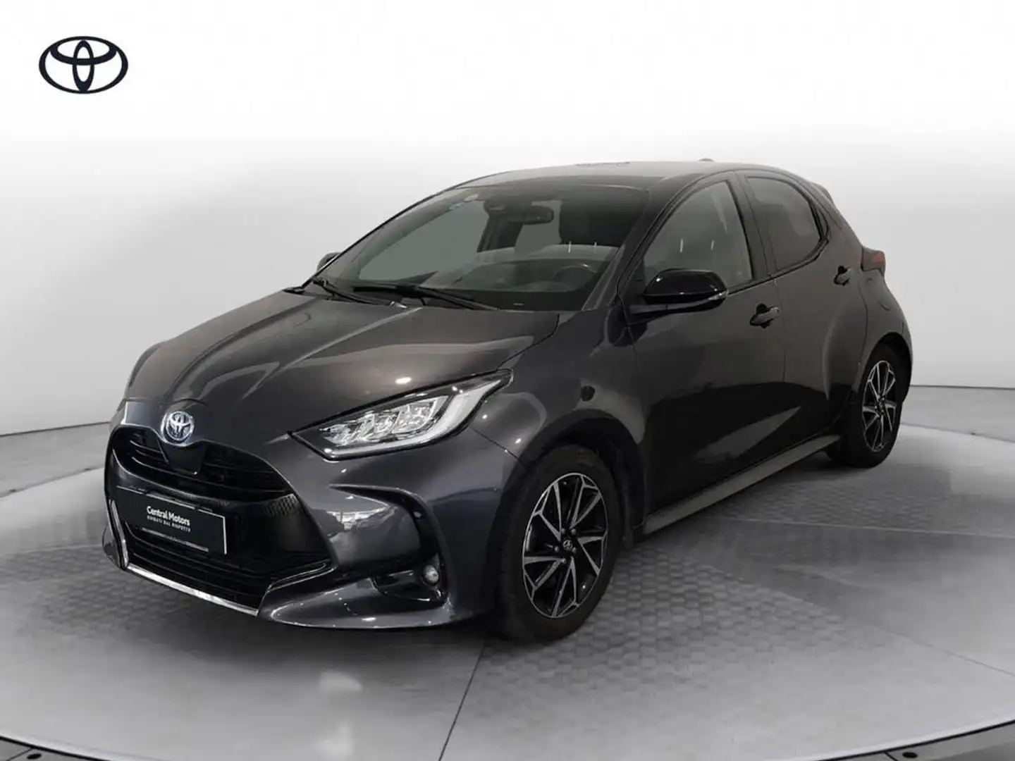 Toyota Yaris 1.5 hybrid Style Grigio - 1
