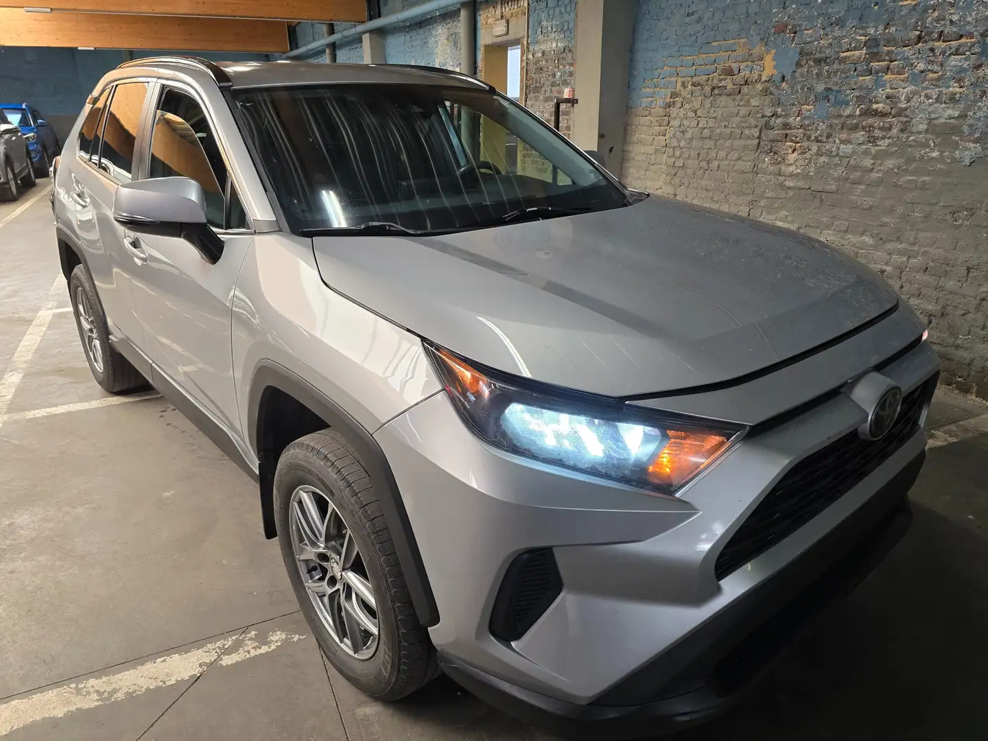 Toyota RAV 4 RAV4 2.0 VVT-i . Export Out Of Europe Zilver - 1