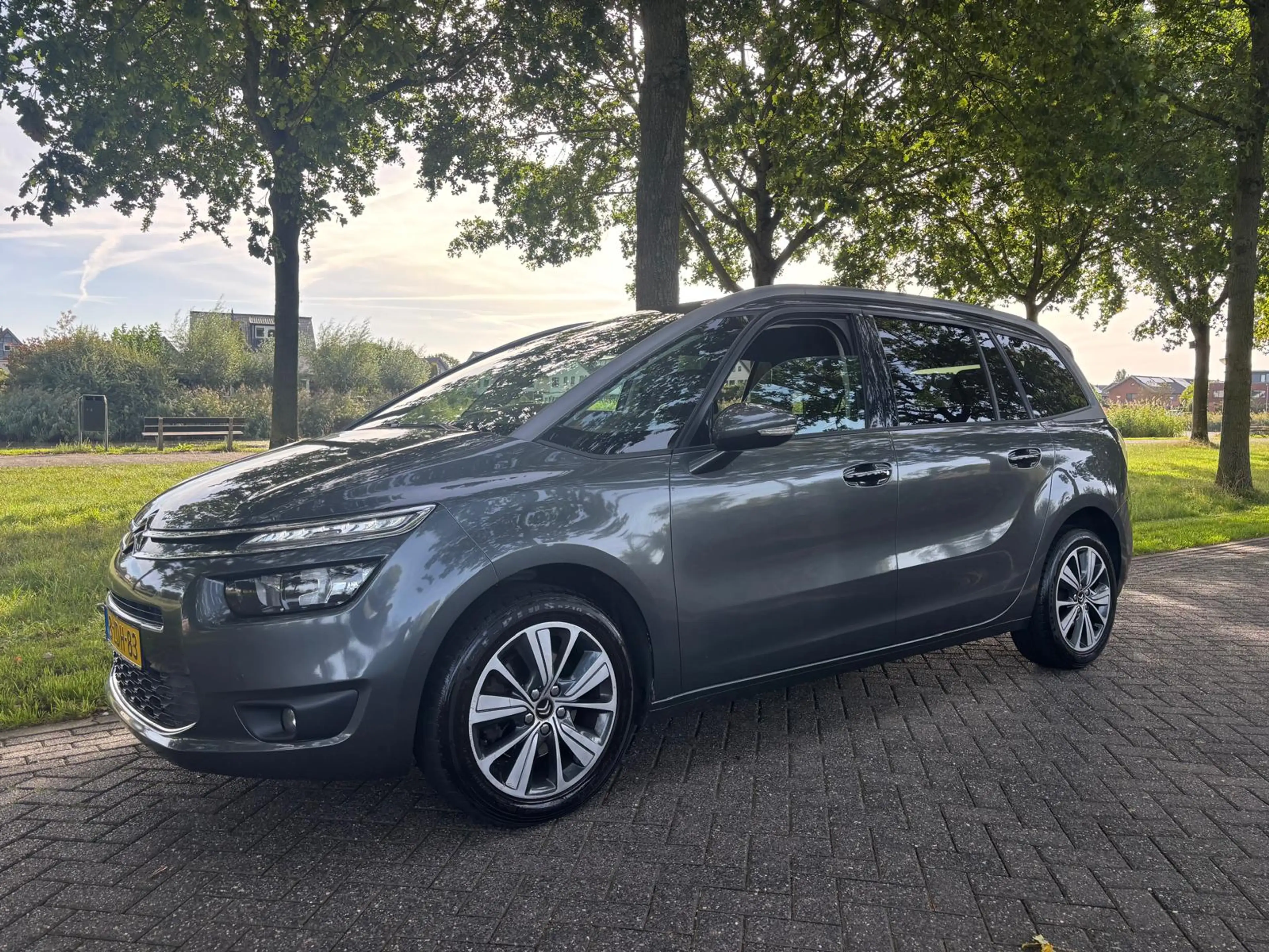Citroen Grand C4 Picasso 1.6 e-THP Business