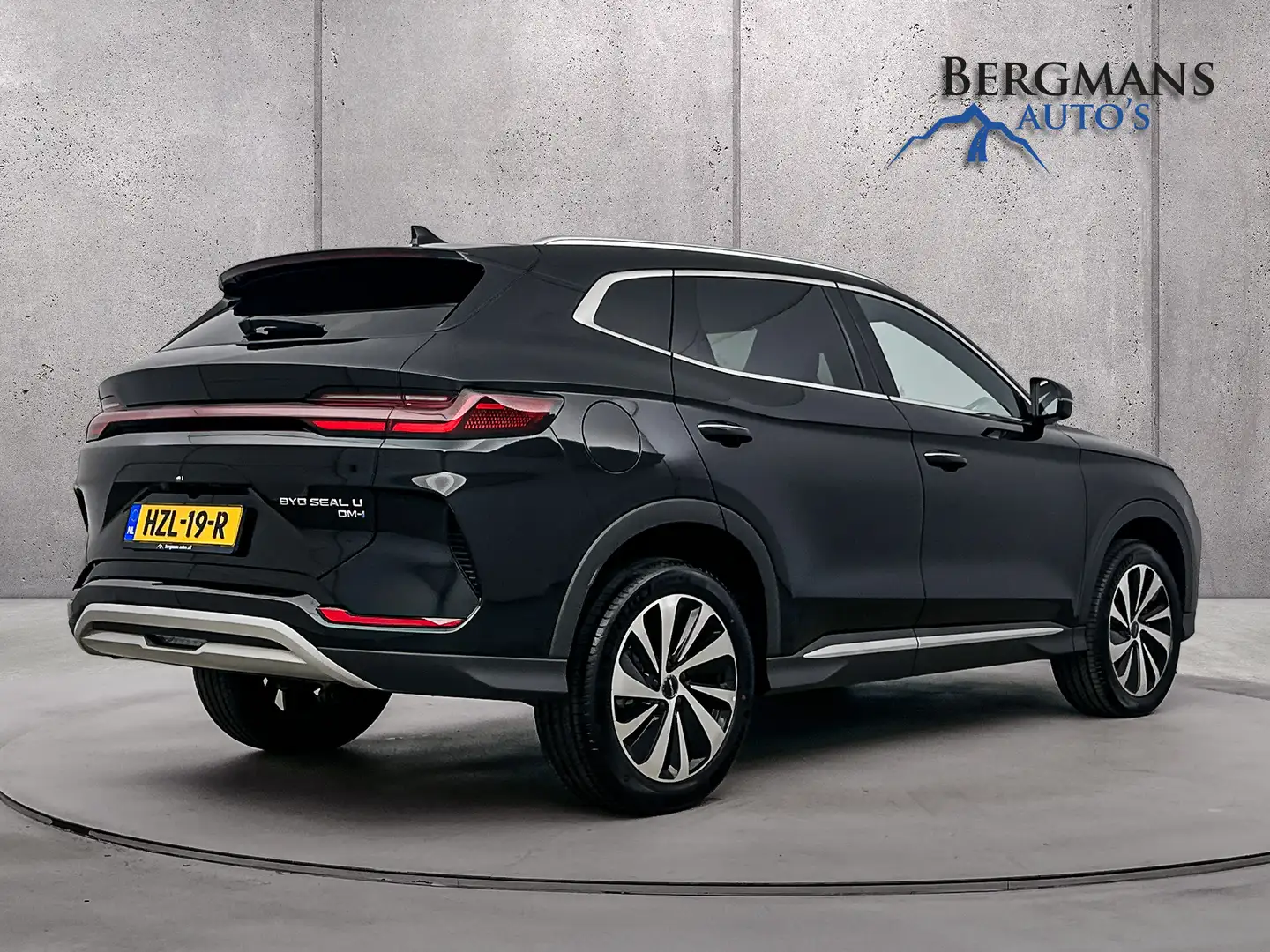 BYD Seal U - 1.5 DM-i FWD Boost // 80KM BEREIK // FABRIEKSGAR Zwart - 2