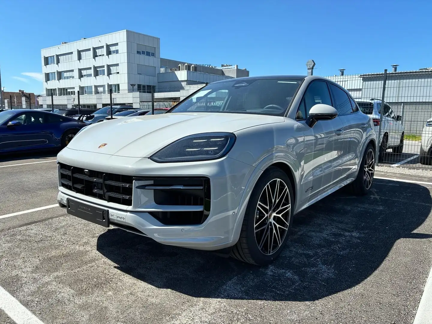 porsche cayenne coupe