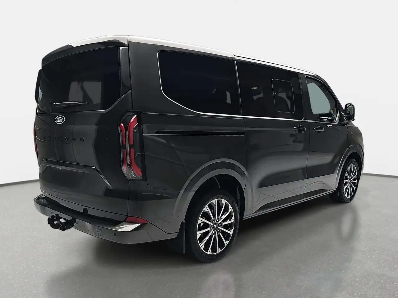 Ford Tourneo Custom TOURNEO CUSTOM 2.0 ECOBLUE AUTO. L1 TITANIUM X NAV 4