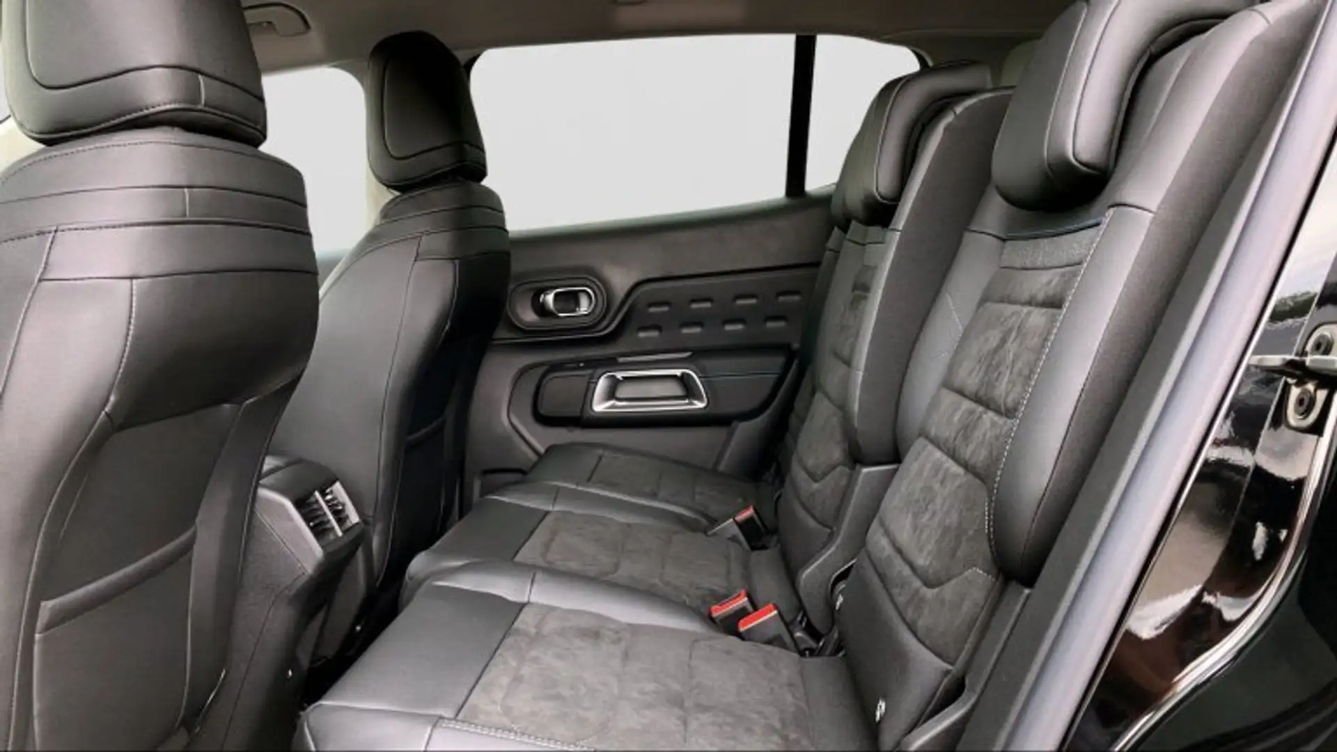 Citroen C5 Aircross BlueHDI 130 S&S EAT8 Max Zwart - 2