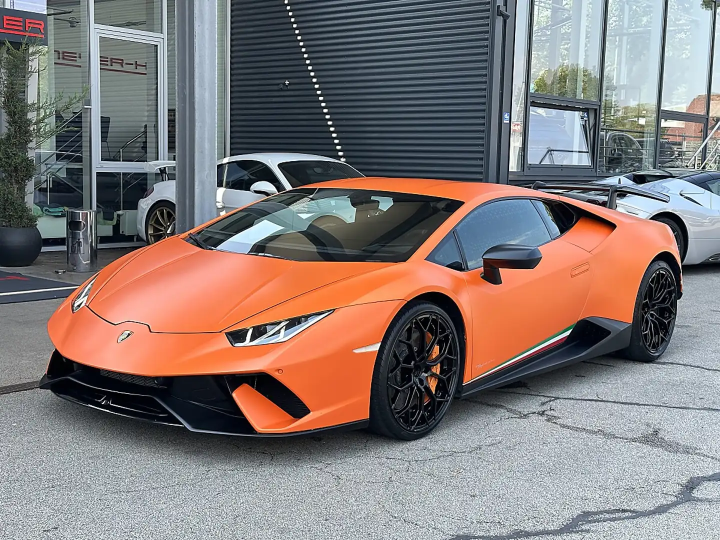 Lamborghini Huracán Performante Aut. Orange - 1