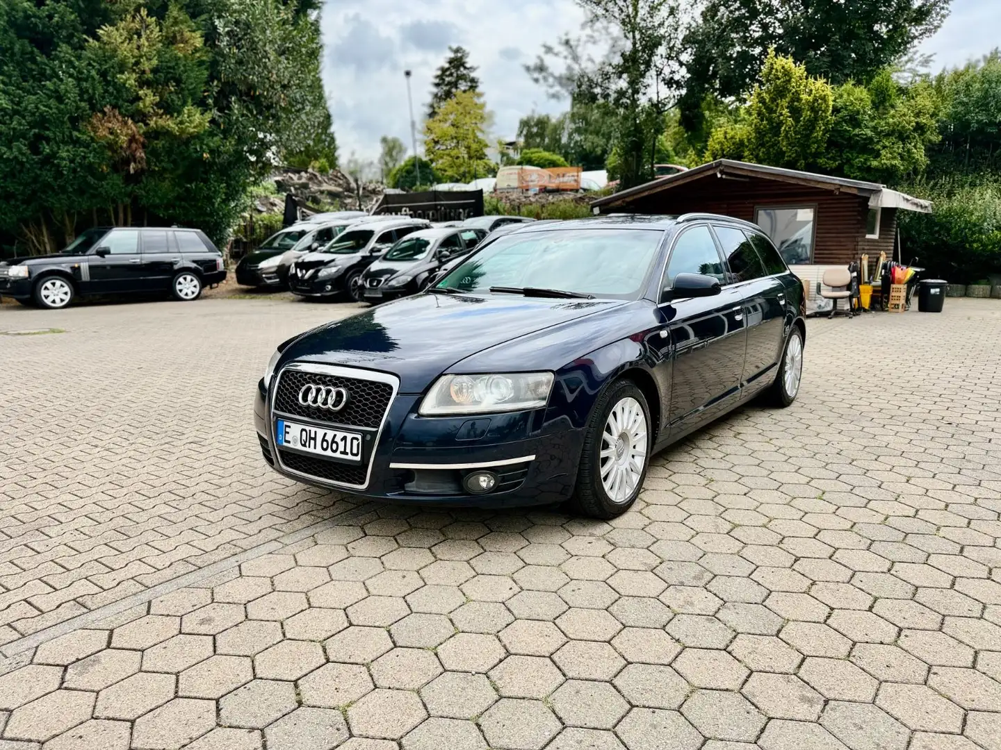 Audi A6 Avant 2.7 TDI quattro Blau - 1