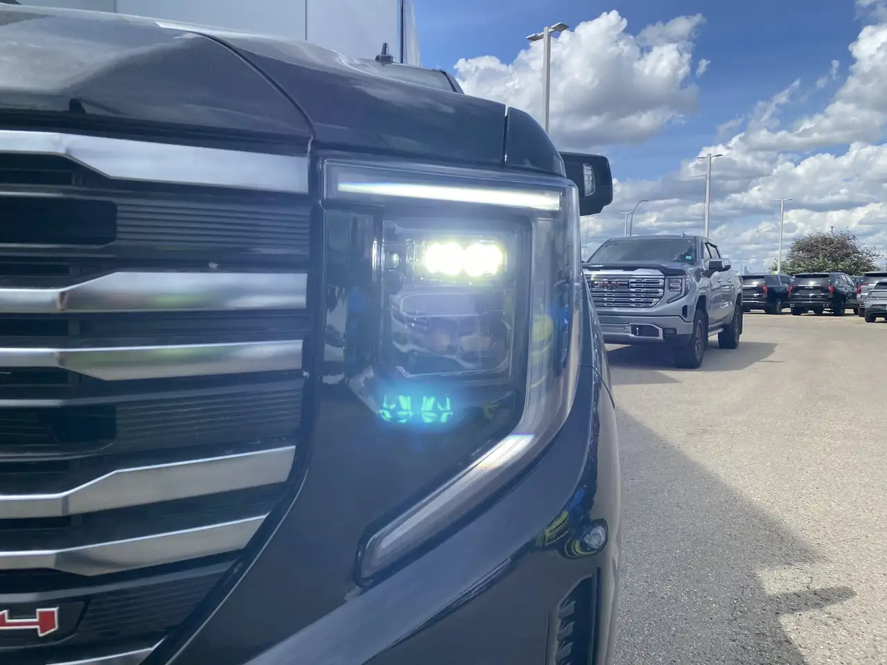 GMC Sierra 1500 photo GMC Sierra 1500