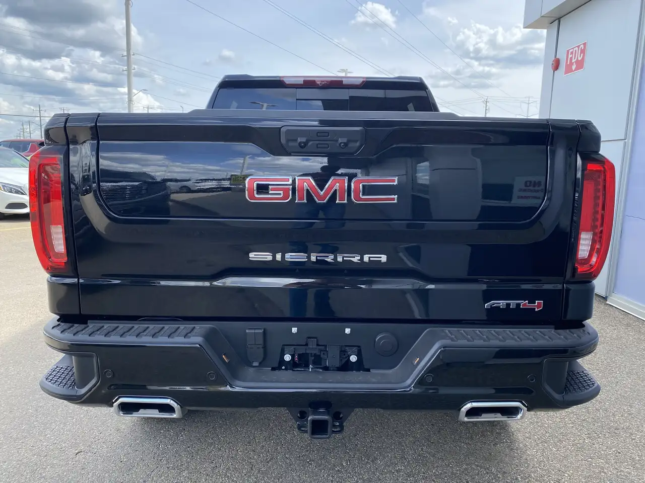 GMC Sierra 1500 photo GMC Sierra 1500