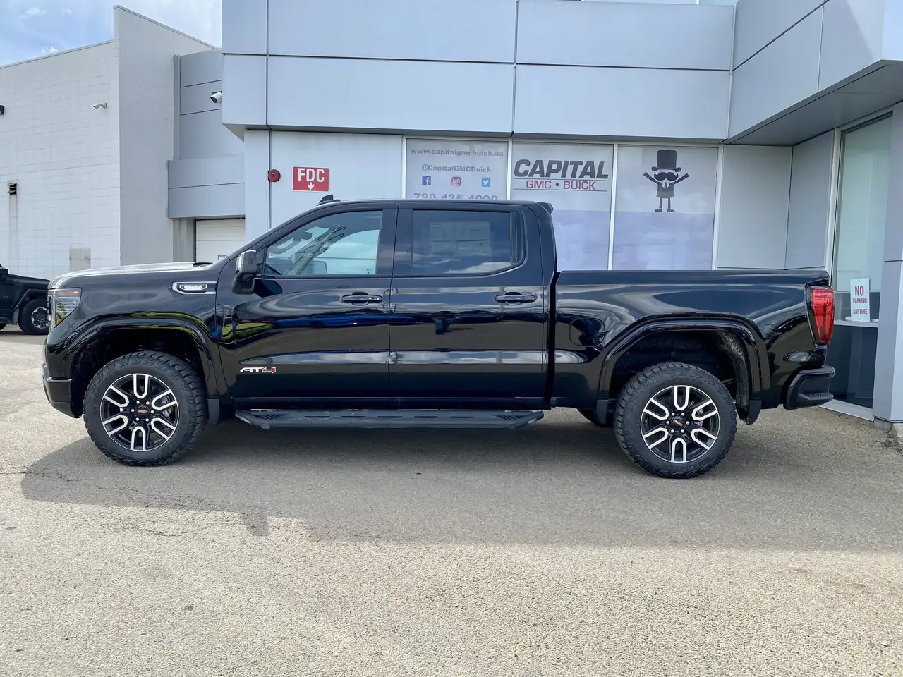 GMC Sierra 1500 photo GMC Sierra 1500