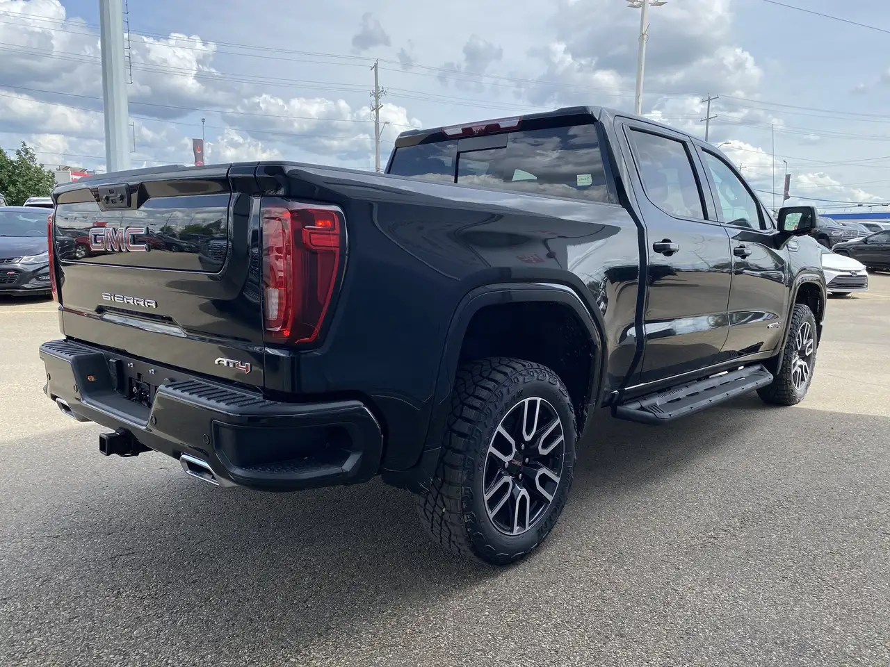 GMC Sierra 1500 photo GMC Sierra 1500