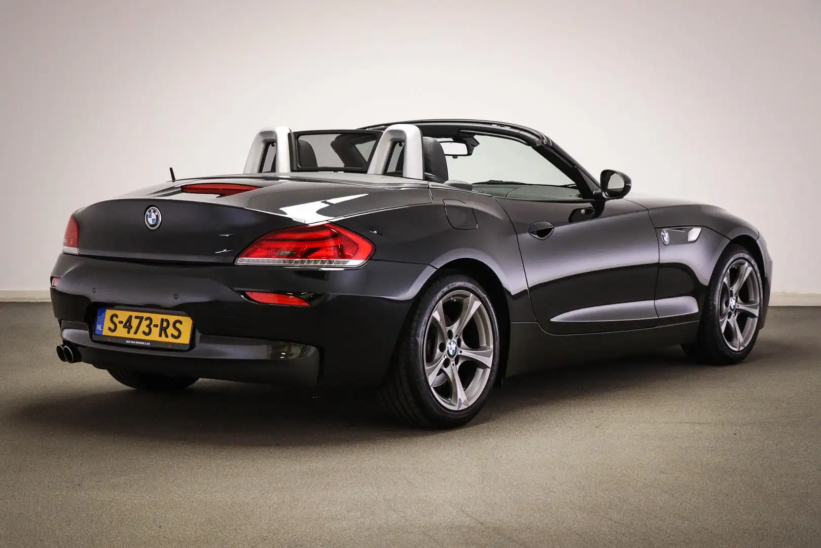 BMW Z4 Roadster sDrive23i Executive 6 Cilinder | CLIMA | Zwart - 2