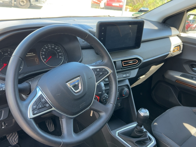 Dacia Sandero TCe 100 ECO-G Stepway *Standort Malente* — photo 8