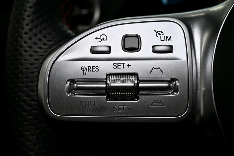 Mercedes-Benz GLA 35 AMG AMG GLA 35 4Matic*Head-Up-Display+Panoramadach* — photo 14