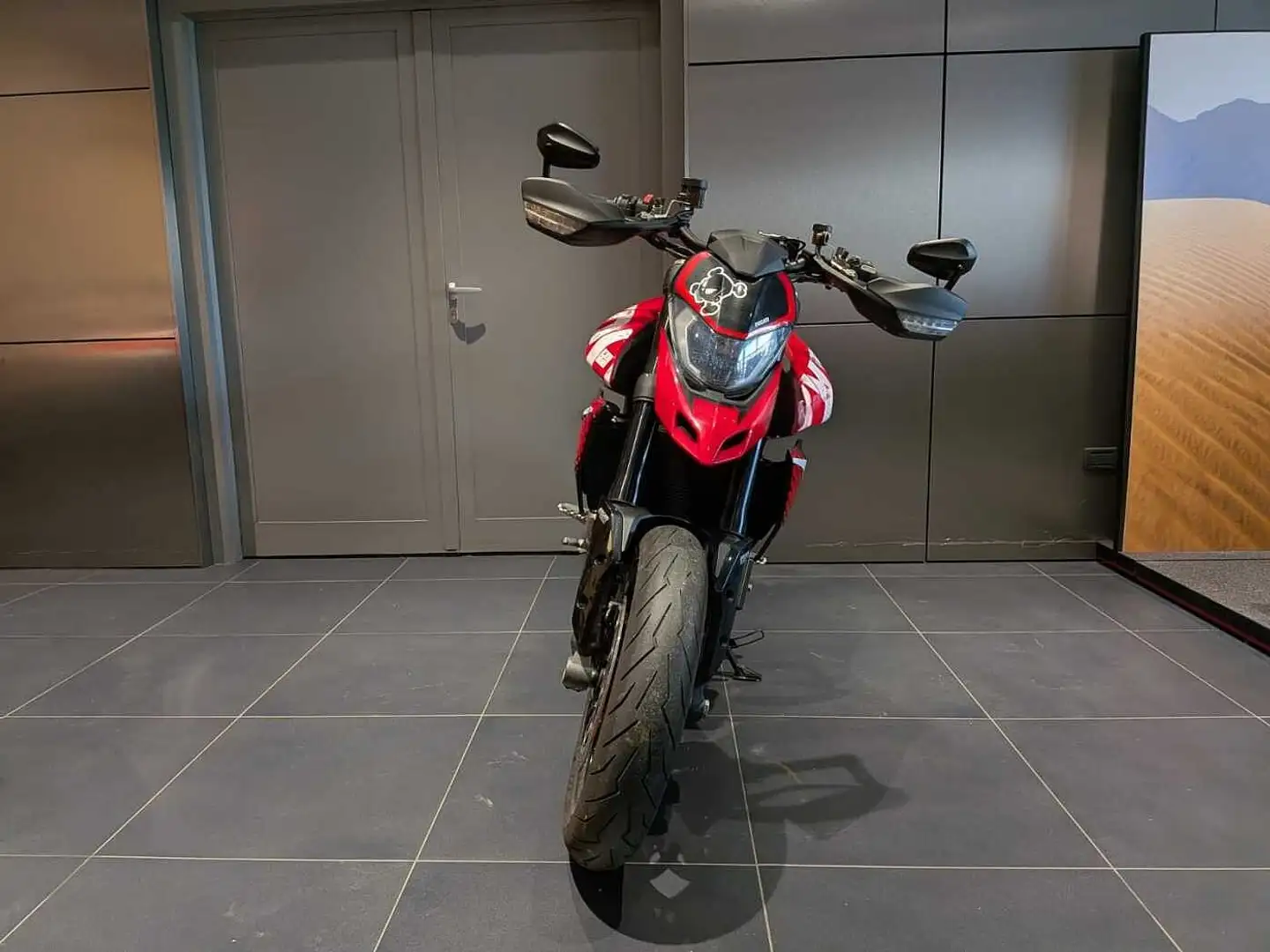 Ducati Hypermotard 950 RVE CONCEPT 2023 Rosso - 2