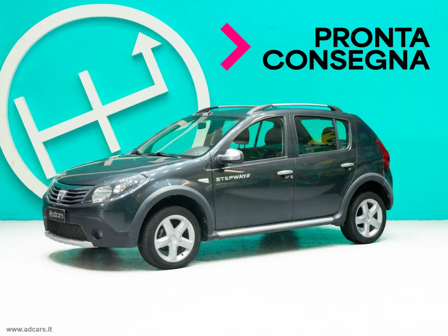 Dacia Sandero Stepway 1.5 dCi 90 CV Grau - 1
