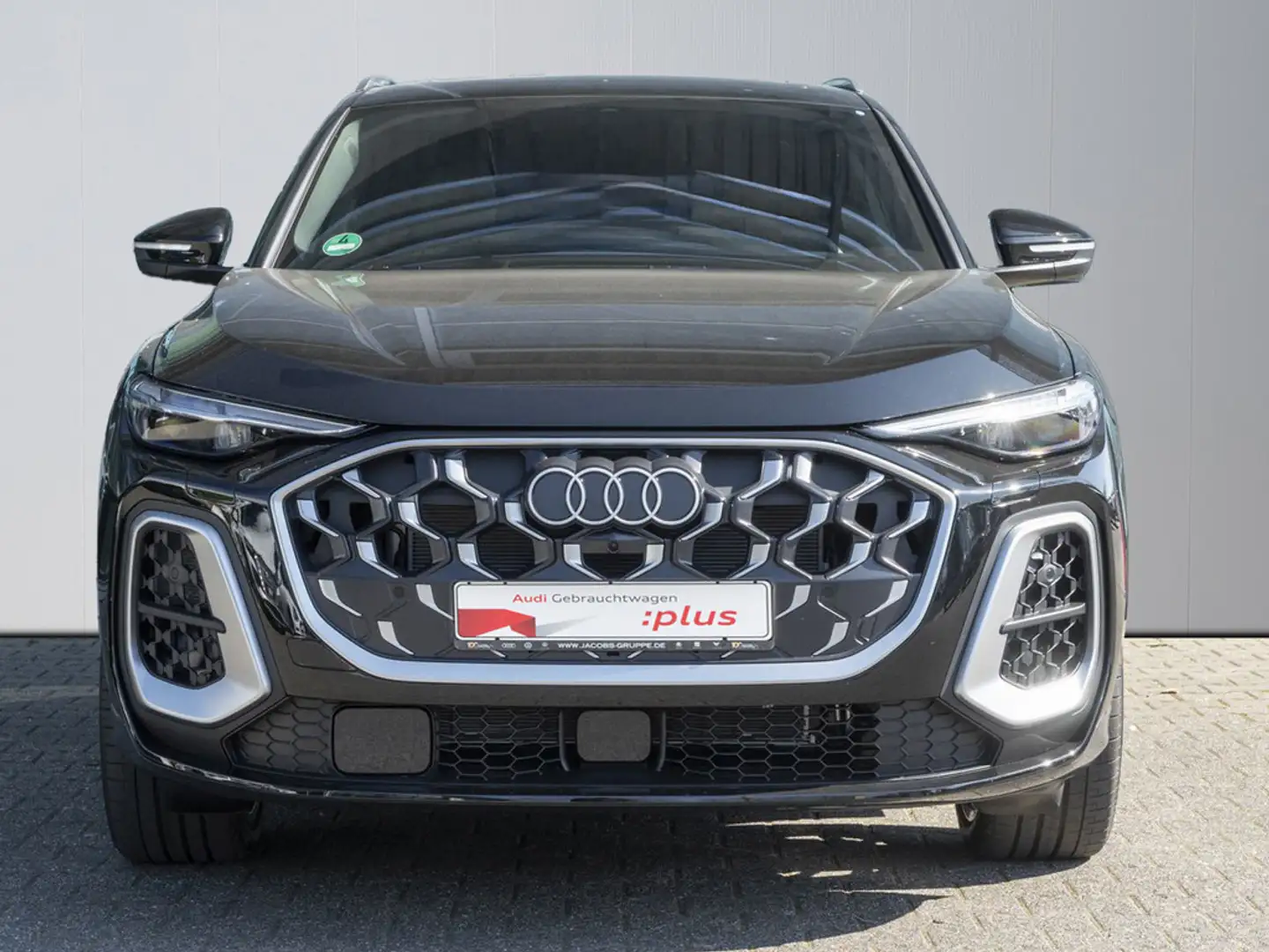 Audi SQ5 3.0 TFSI 270 kW quattro Pano, Schwarz - 2