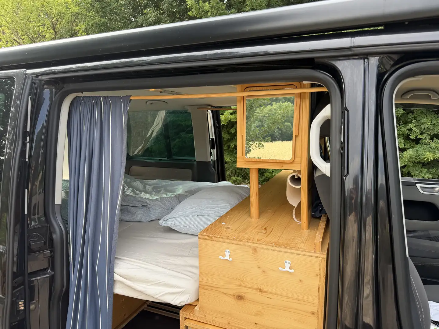 Volkswagen T5 Multivan Highline 2,5 TDI 4motion D-PF - 2