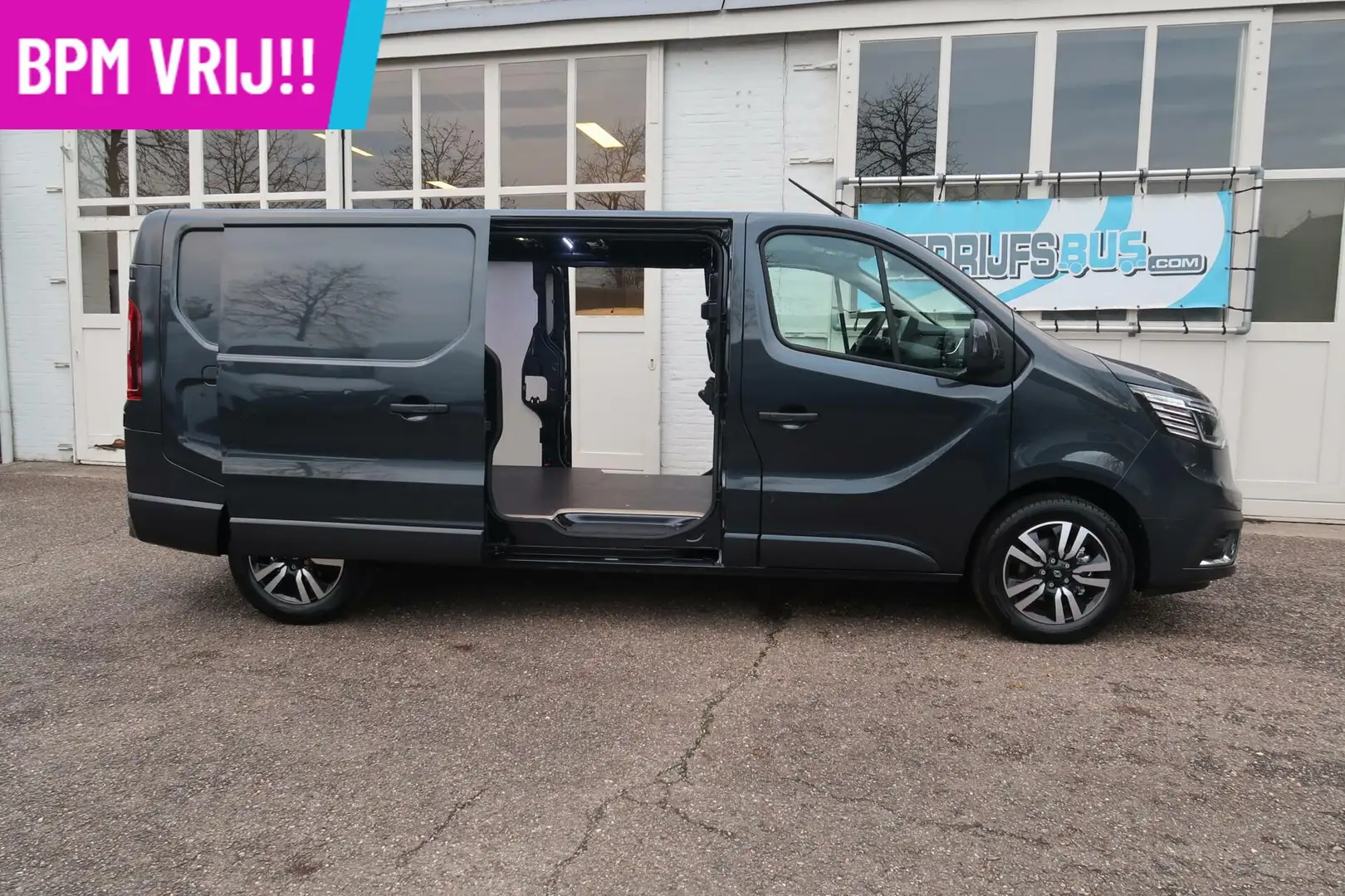 Renault Trafic bestel 2.0 Blue dCi 170 T30 L2H1 Extra Grijs - 2
