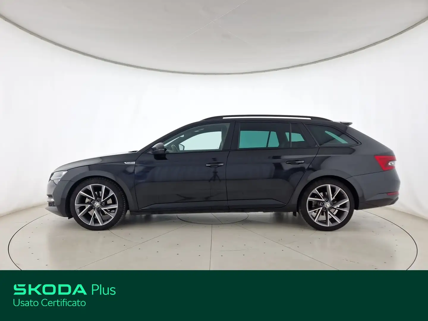 Skoda Superb wagon 2.0 tdi evo sportline 150cv dsg Noir - 2