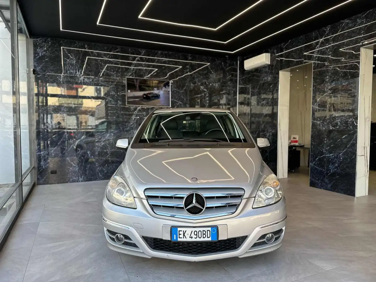 Mercedes-Benz B 200 CDI Premium (Garanzia 12 Mesi ) Stříbrná - 1