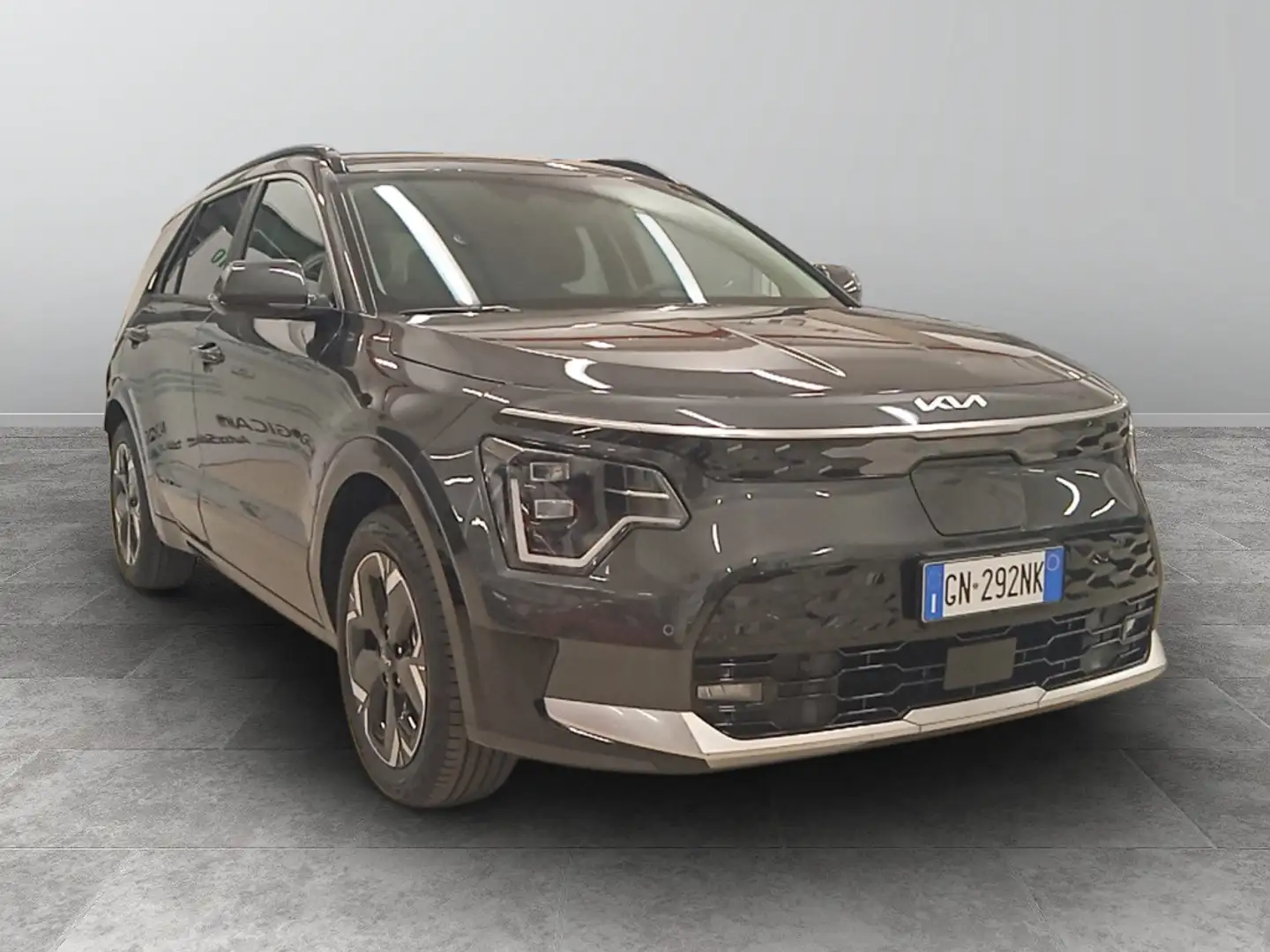 Kia Niro 64,8 kWh Evolution s/Premium Pack Gris - 1