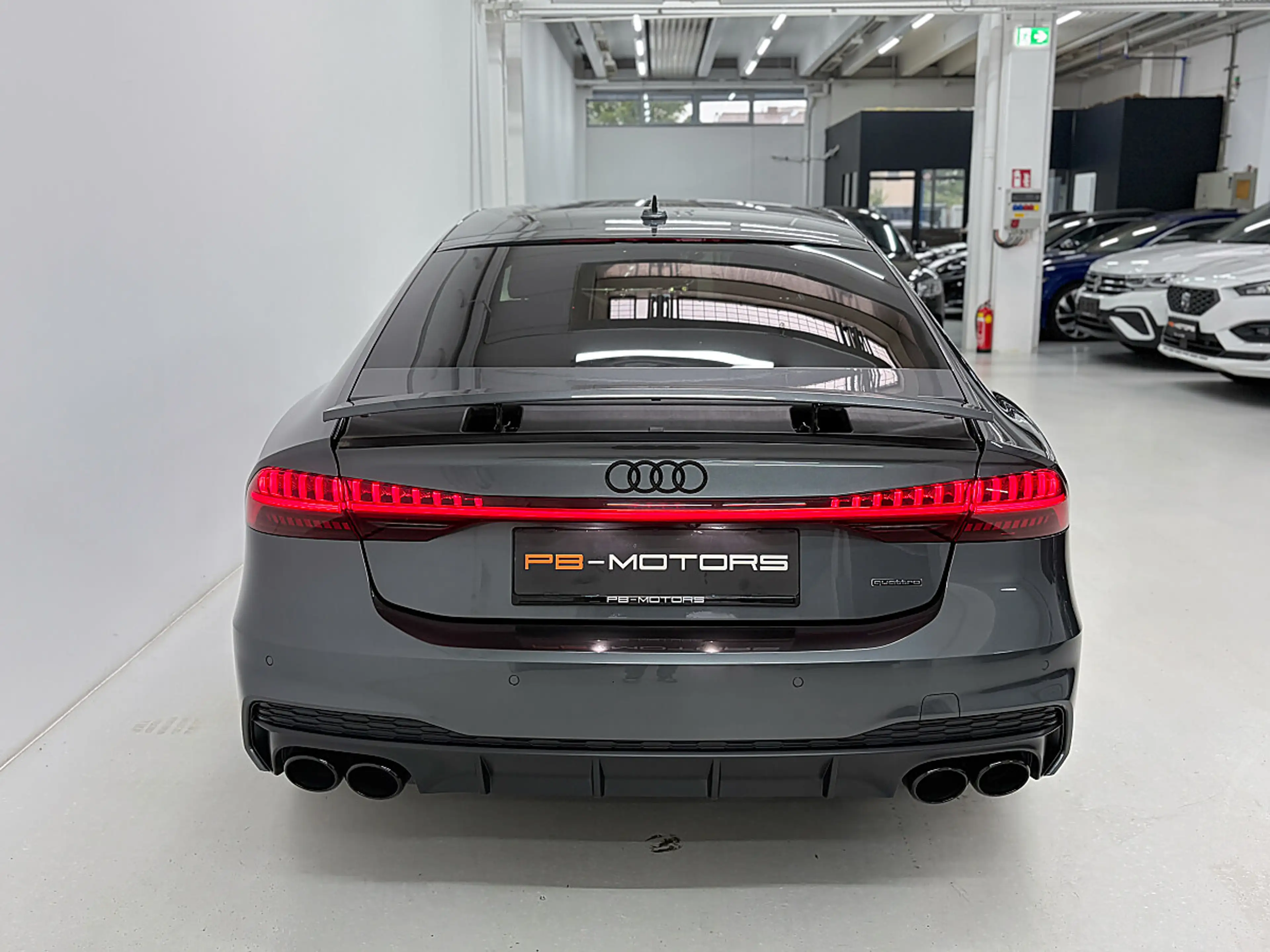 Audi A7 Sportback 40 TDI Quattro S7 Look S-Line HD Matr... — photo 8
