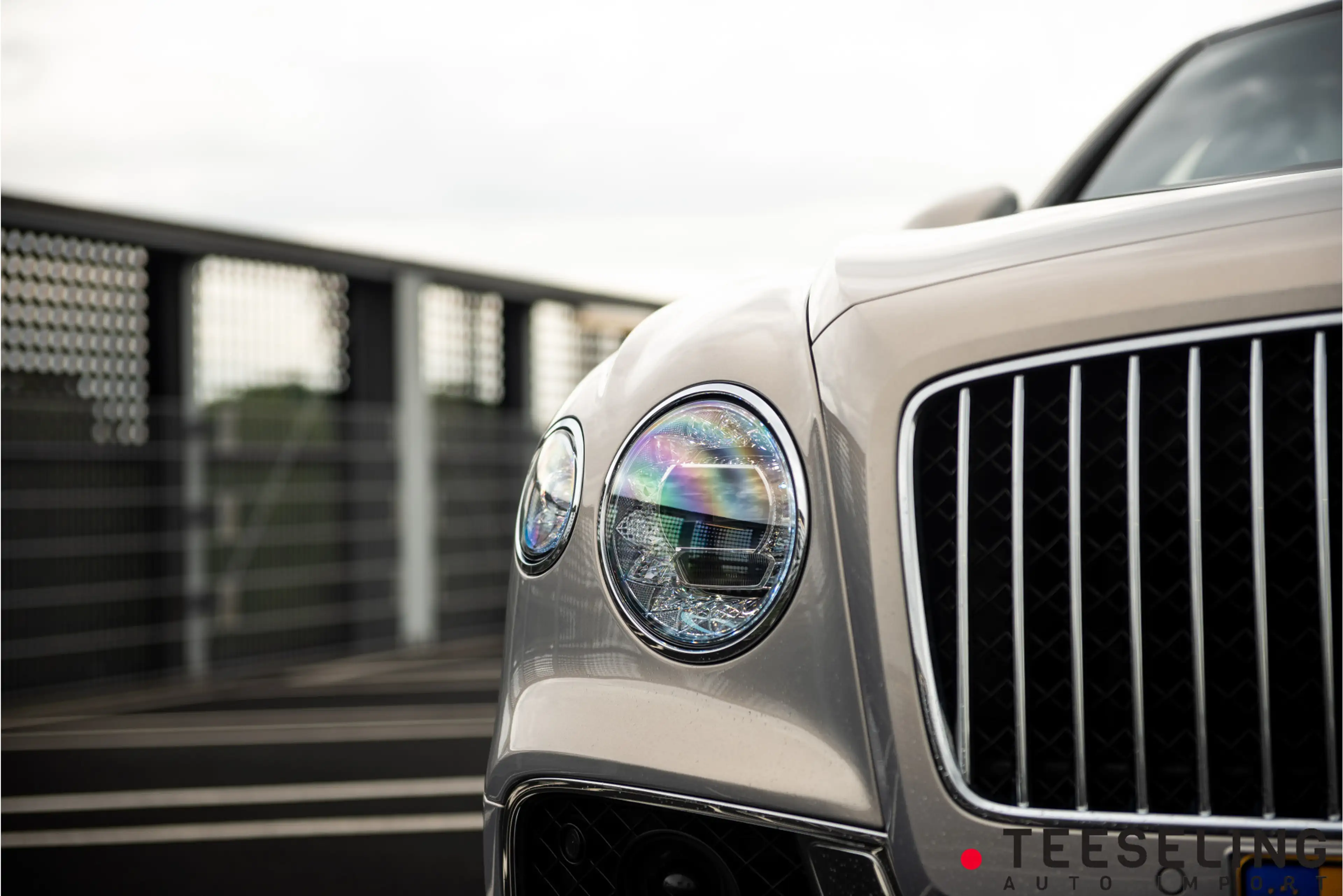 Bentley Flying Spur 4.0 V8 | Extreme Silver | Massage — photo 9