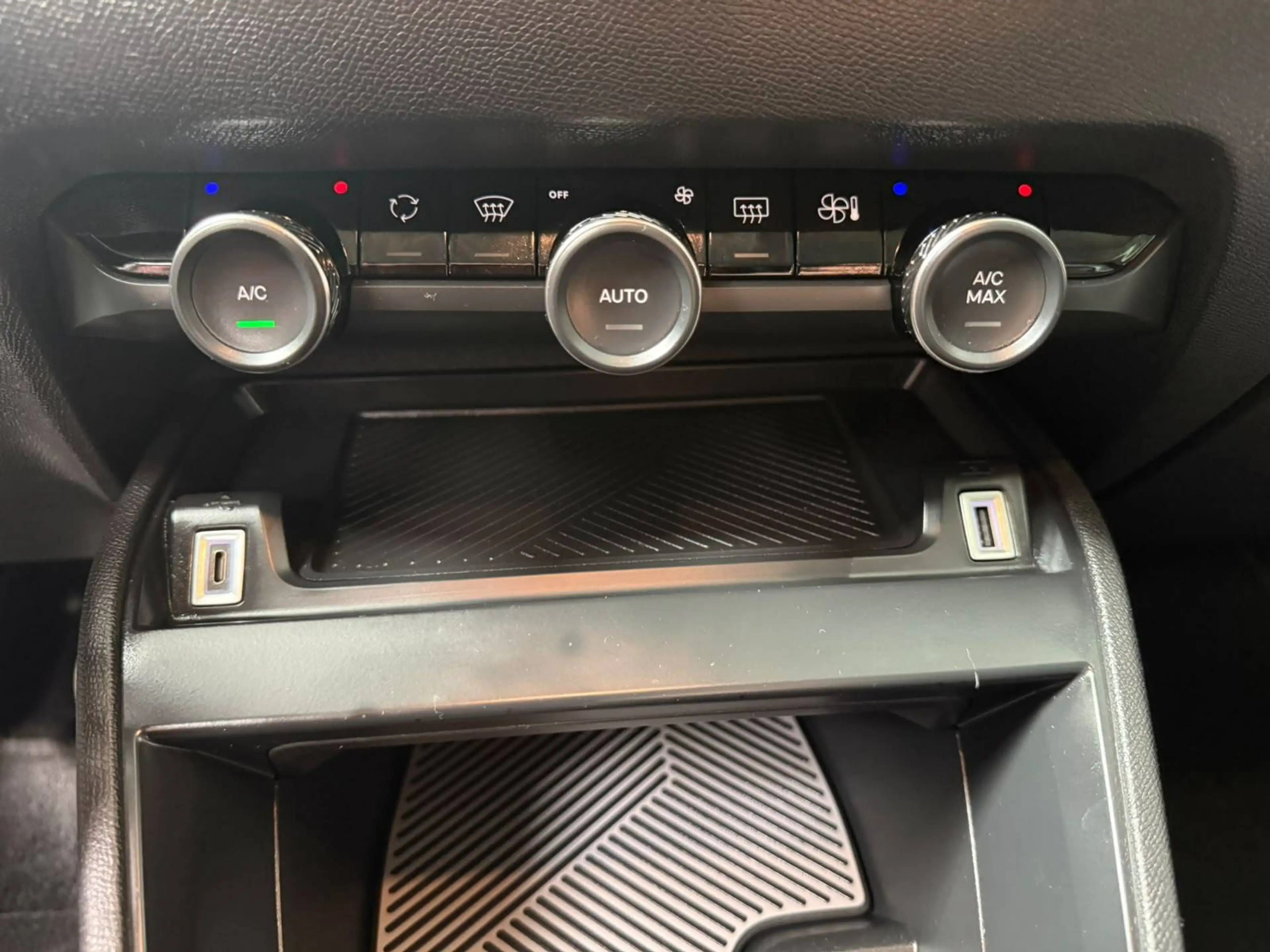 Citroen C4 C4 1.2L Feel S * 1ste Eigenaar * 1Jaar Garantie — photo 11